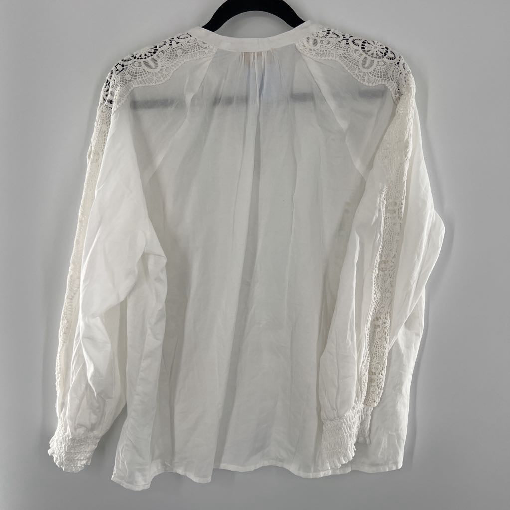 1X lace accent button down l/s top