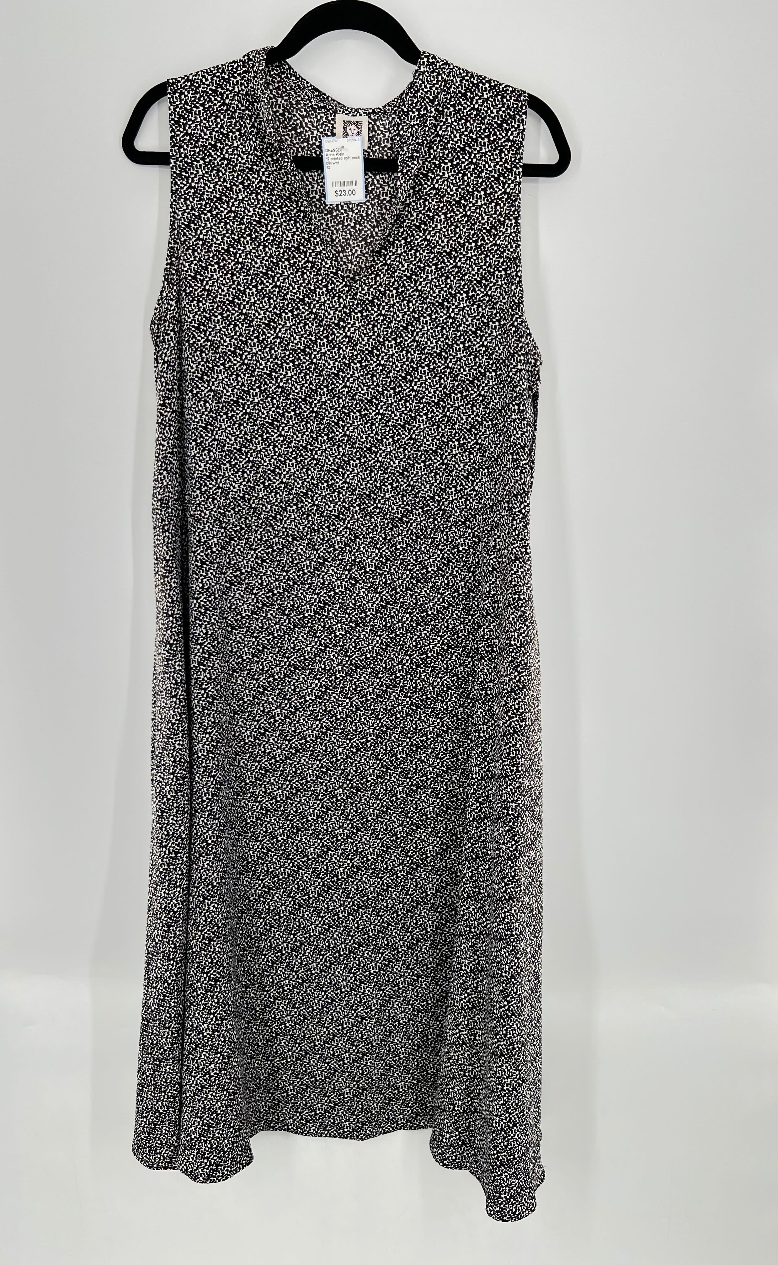 12 printed split neck slvls dress