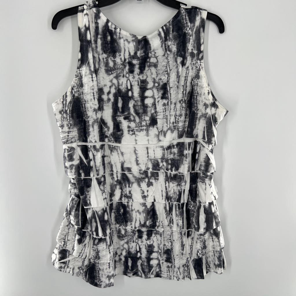 R50 XL splatter paint layered tank