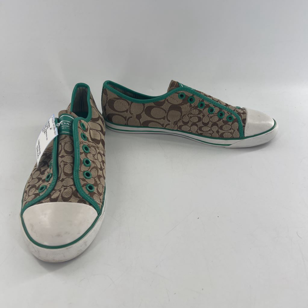 9.5 signature no lace up slip on sneakers