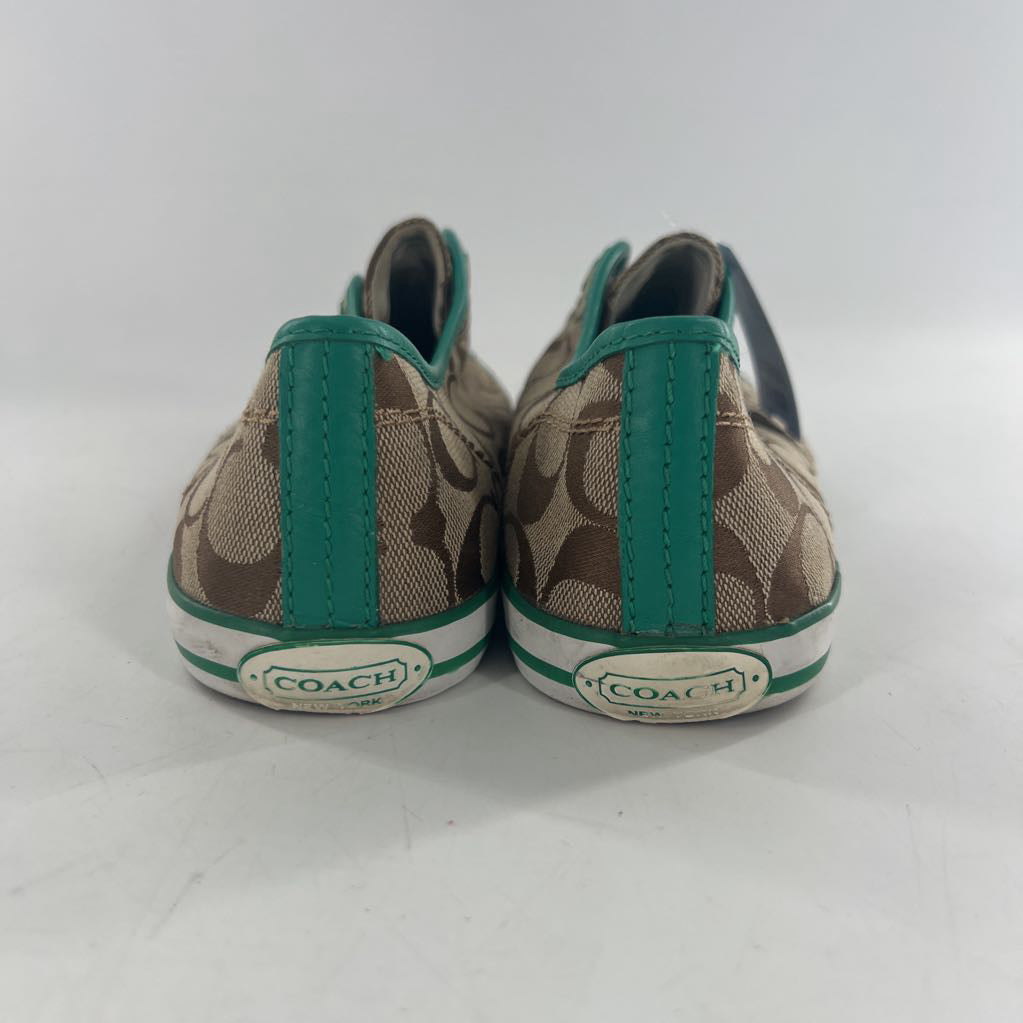 9.5 signature no lace up slip on sneakers