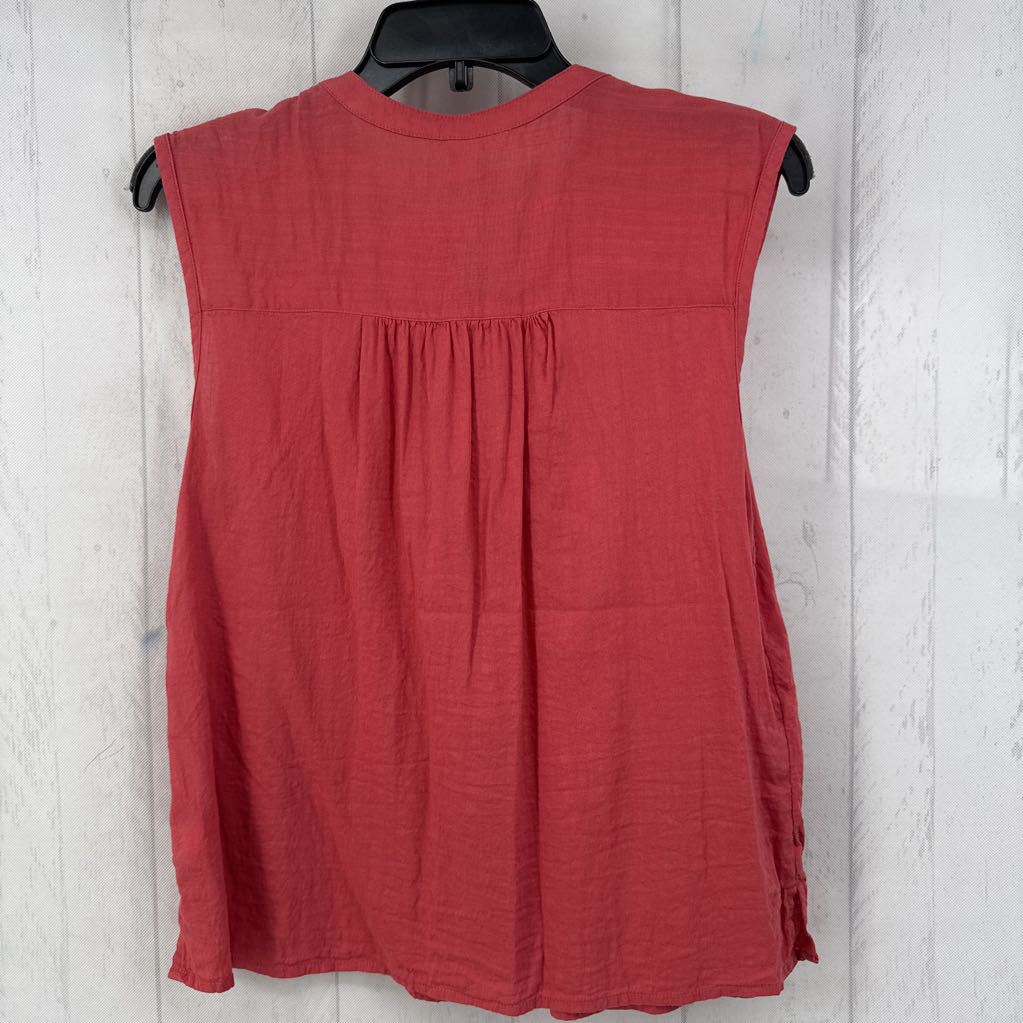 Buttoned Pintuck Blouse Tank