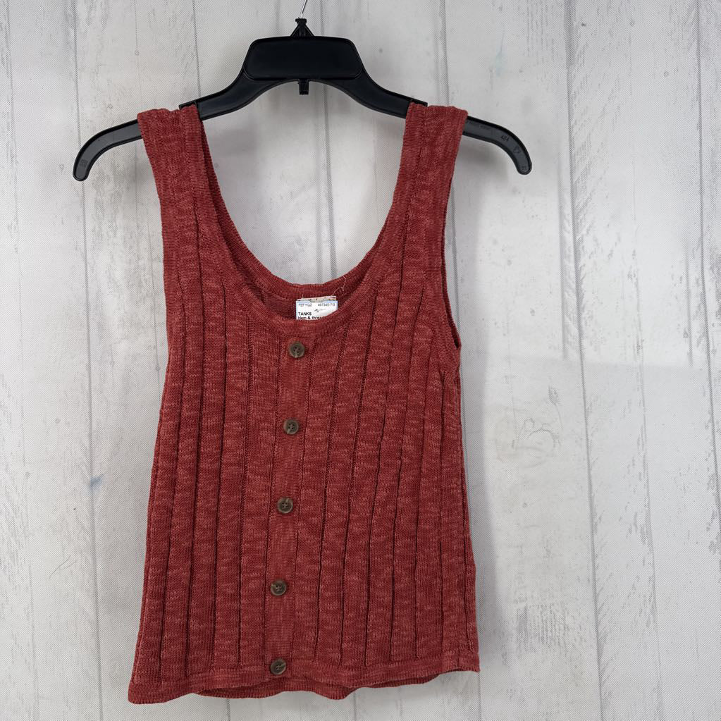 M button detail tank