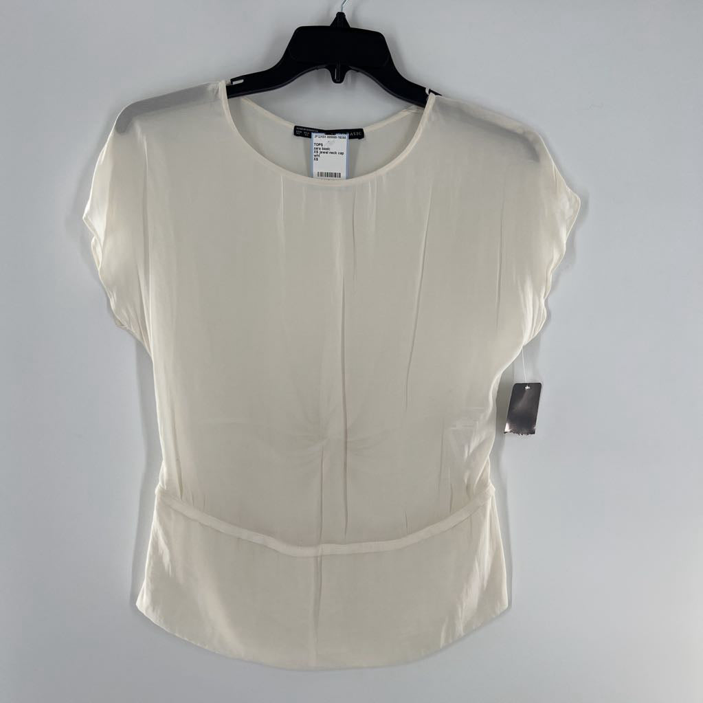 XS jewel neck cap slv top