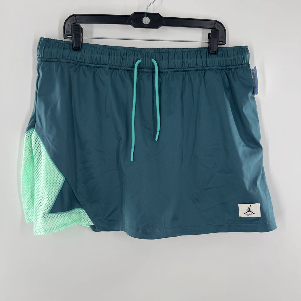 XL pull-on skort