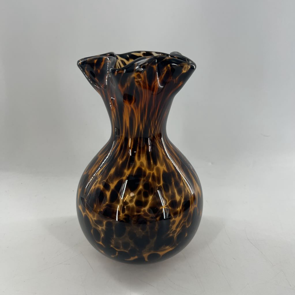 tortoise glass vase