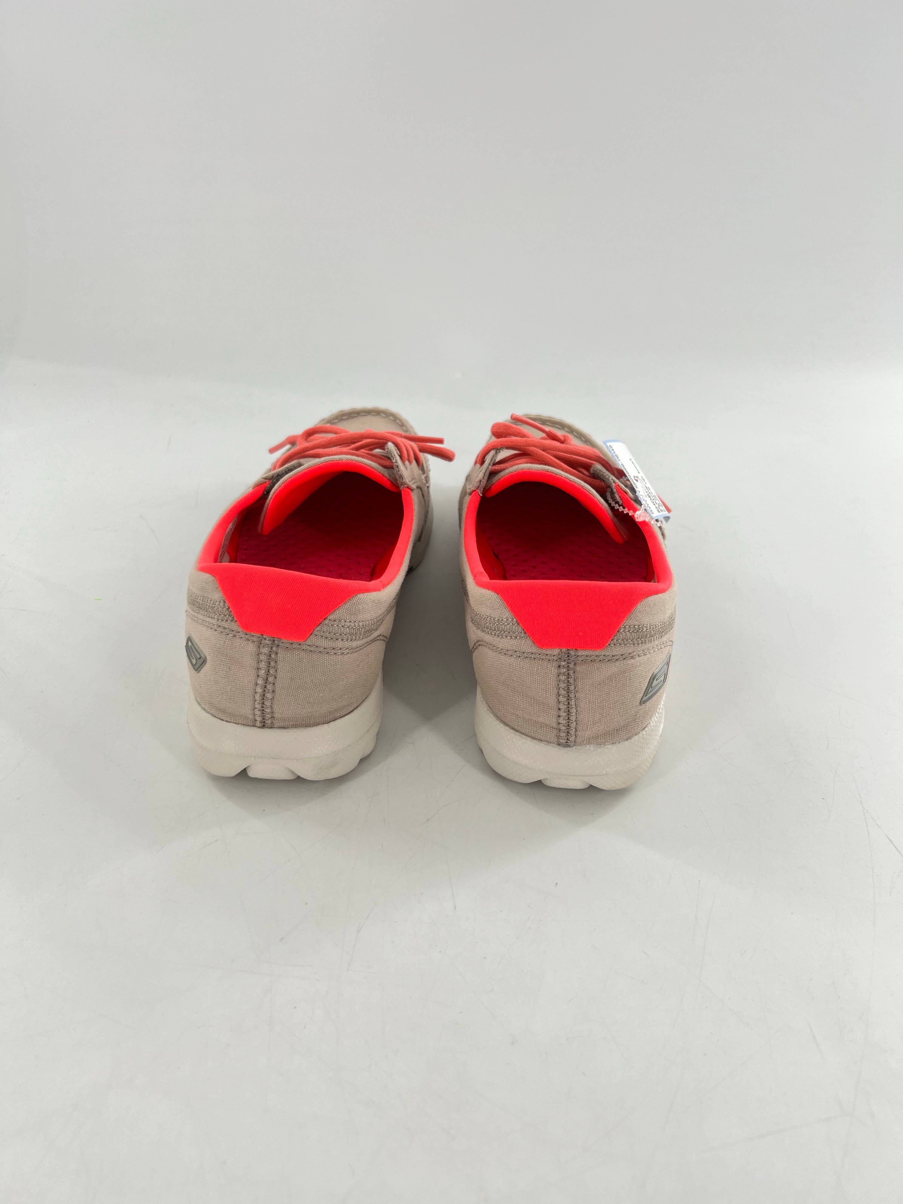 7.5 lace up boat shoes