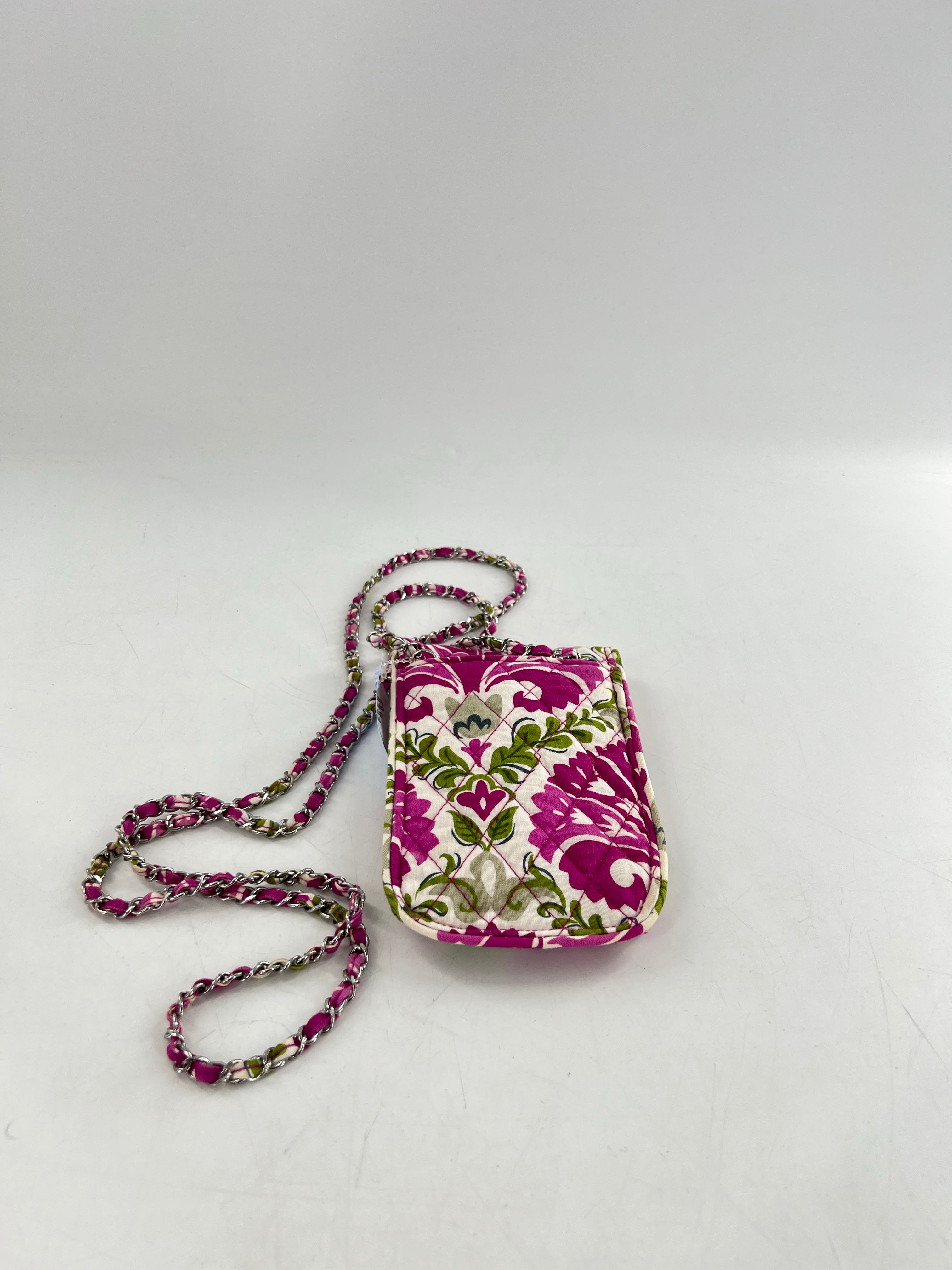 small quilted crossbody w/ chain strap