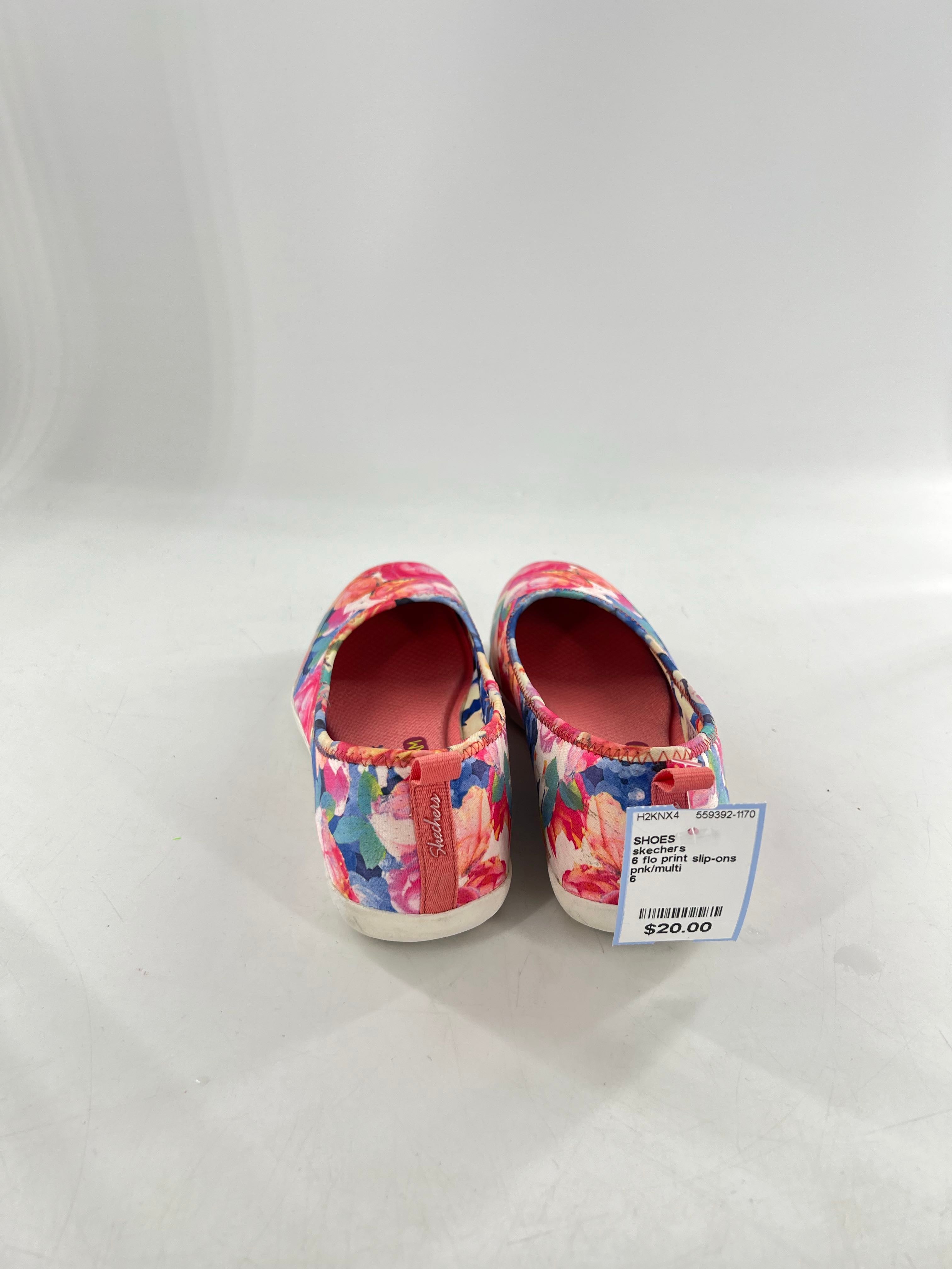 6 flo print slip-ons