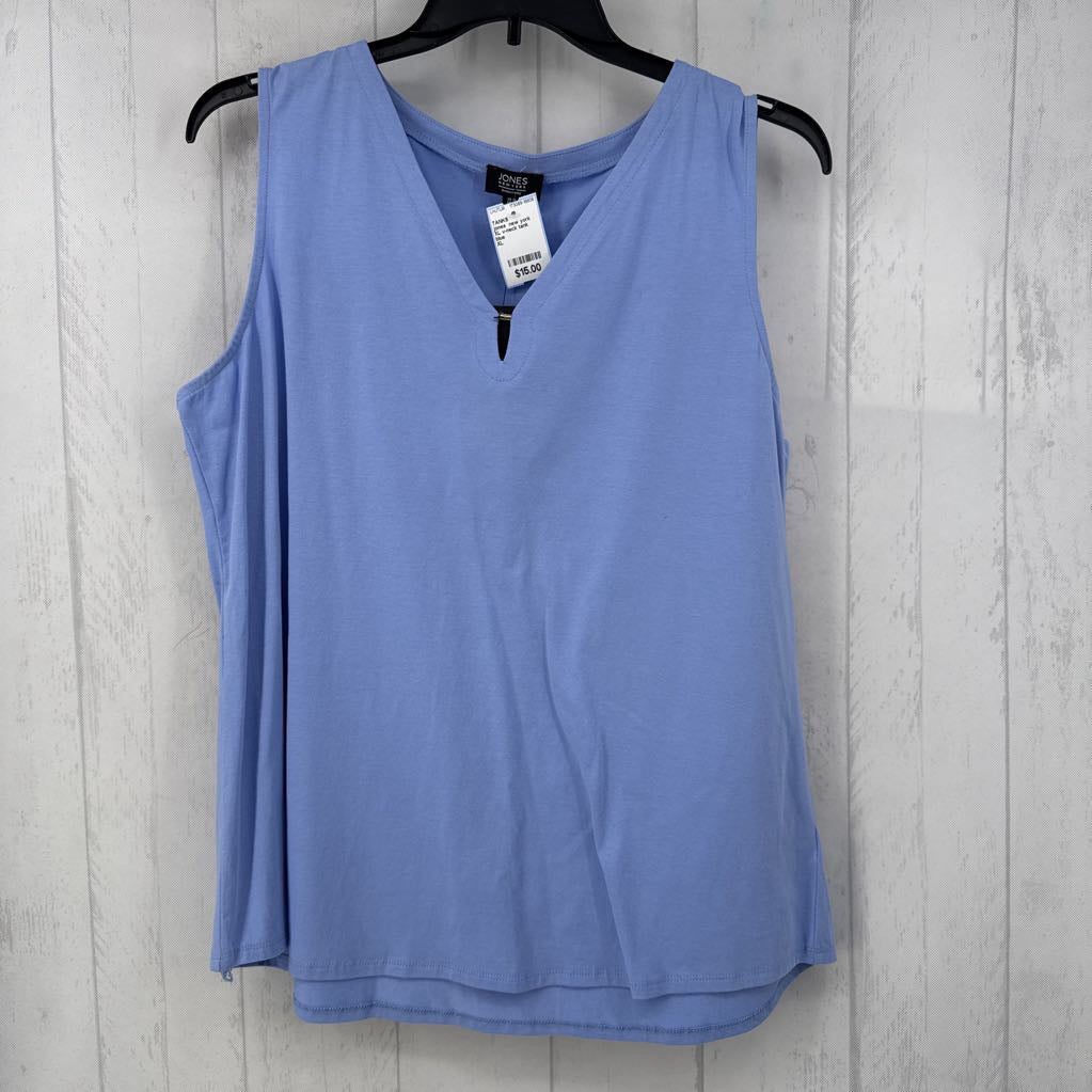 XL v-neck tank