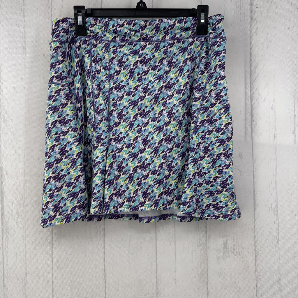 R85 M print pleated skort