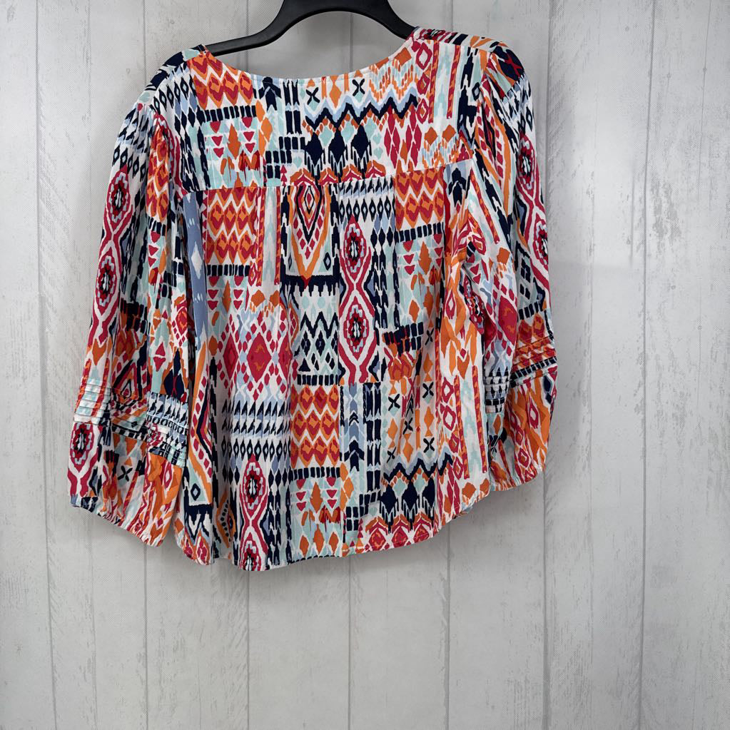 Sp printed v-neck button down 3/4 slv top