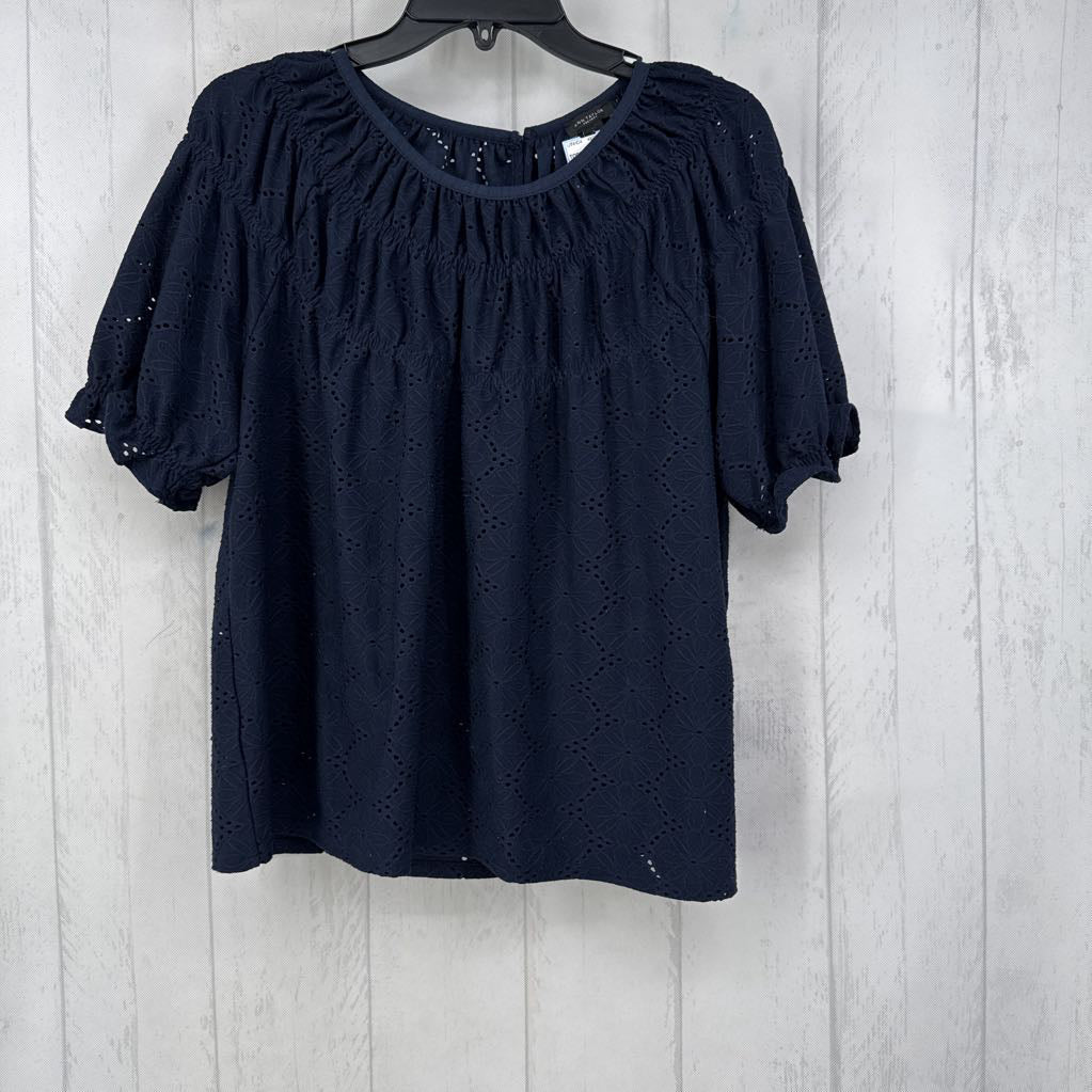 L eyelet s/s top