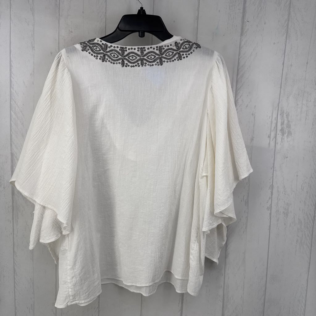 16/18 embelished v-neck flowy slv top