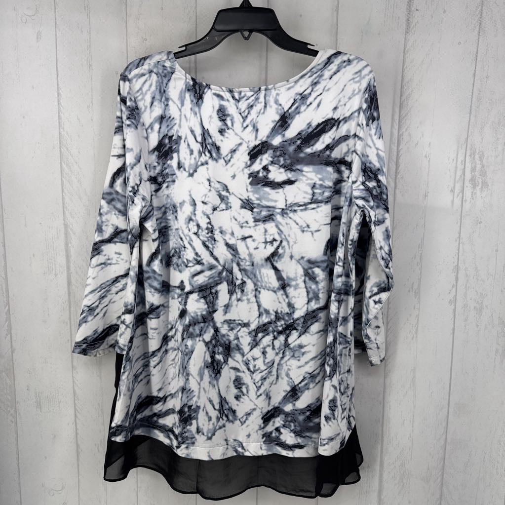 L marbled print asymetrical hem 3/4 slv top