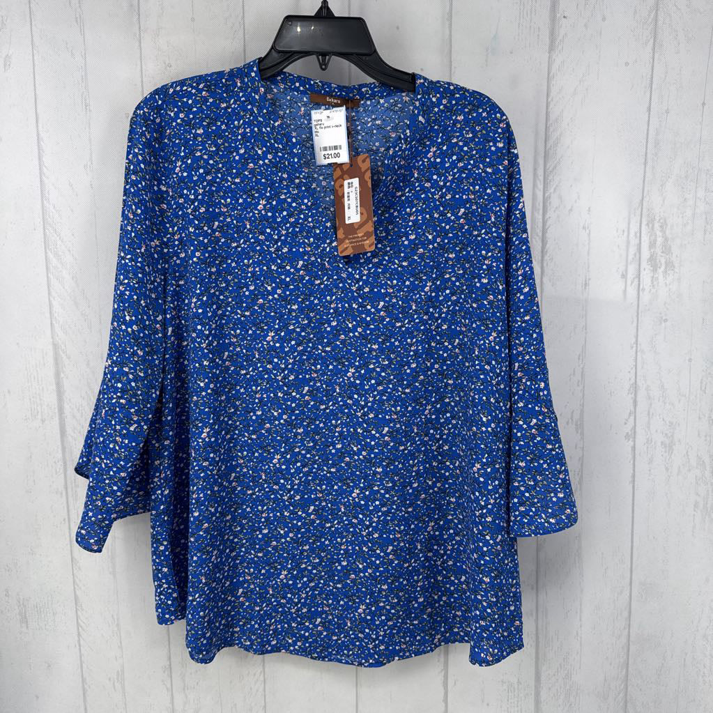 XL flo print v-neck flare slv top