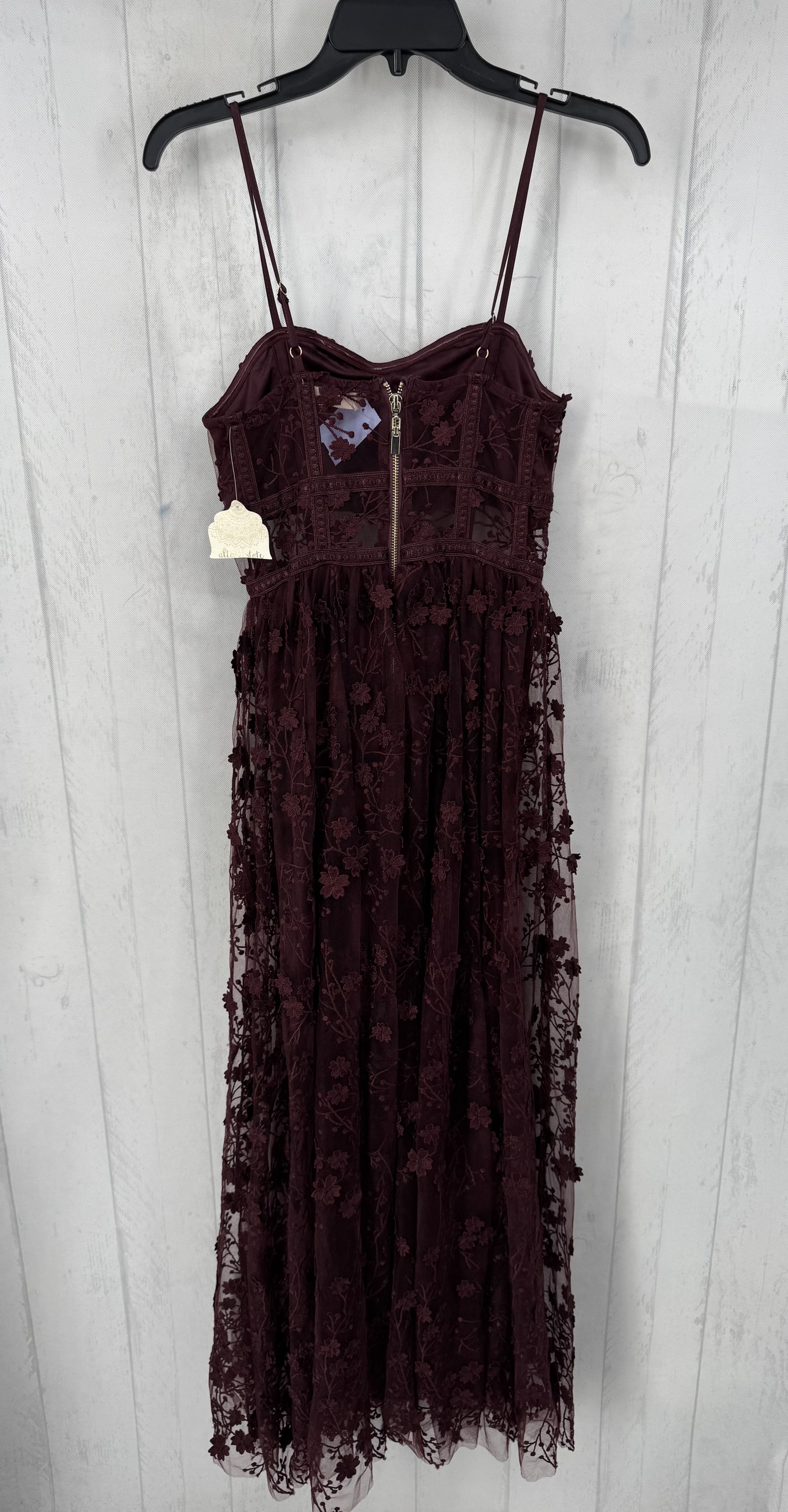XS floral lace maxi dress w/ fitted bodice
