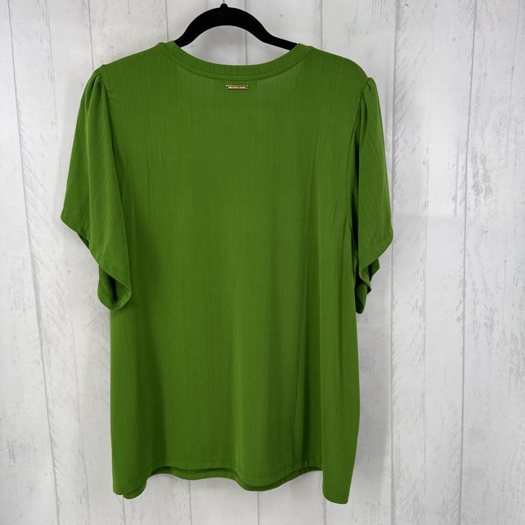 2X studded neckline split slv top s/s
