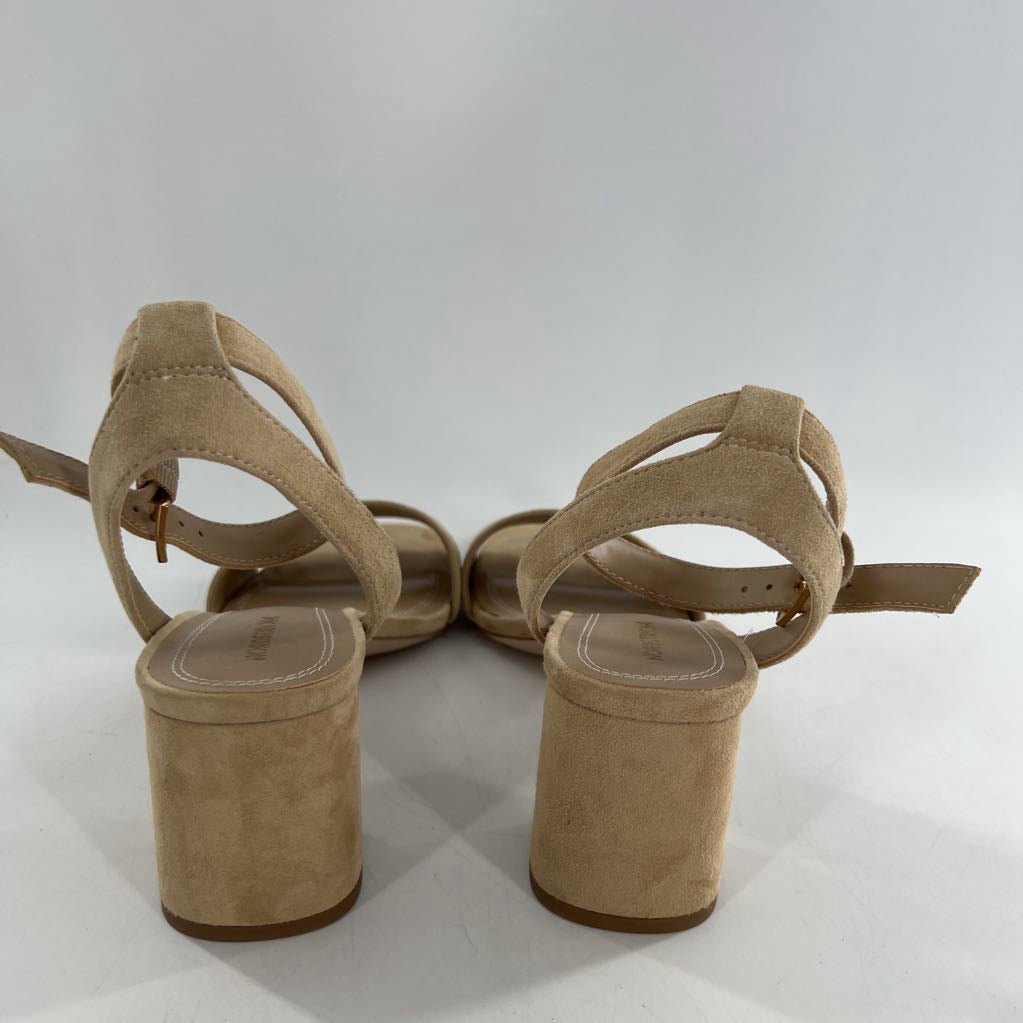 7.5 anikle strap open toe pumps
