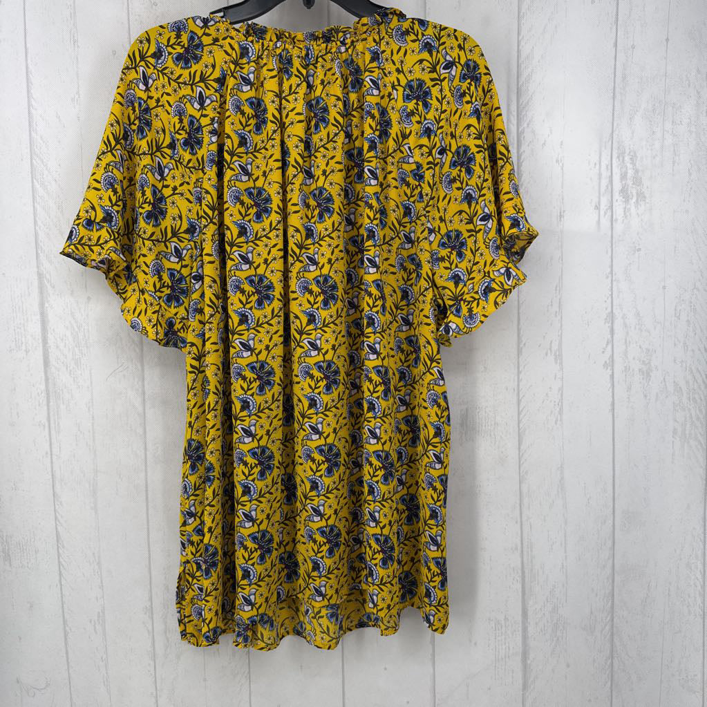 2x s/s flower print keyhole top