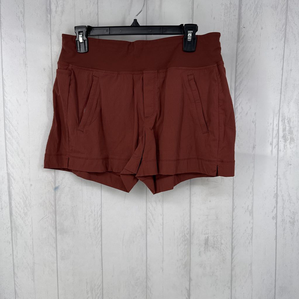 8 pull-on shorts