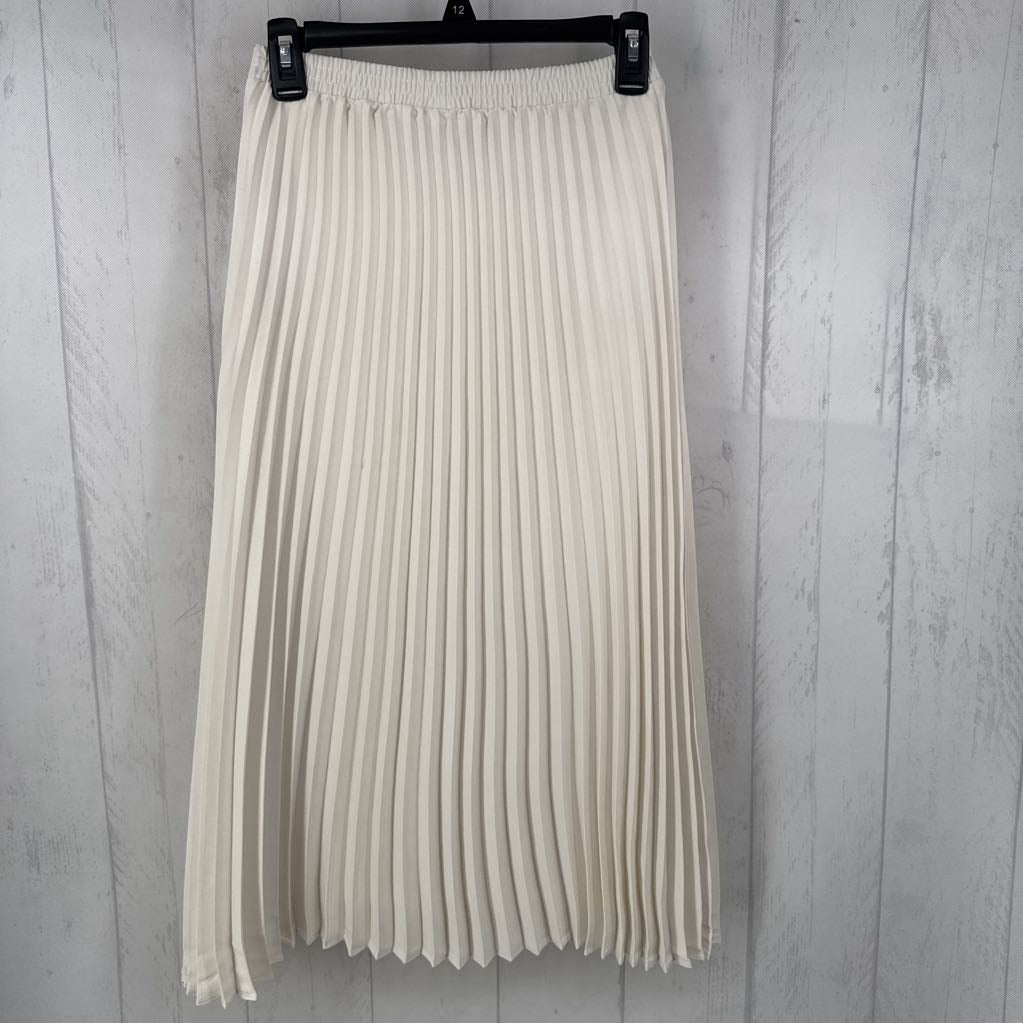 XS pleated pull-on skirt