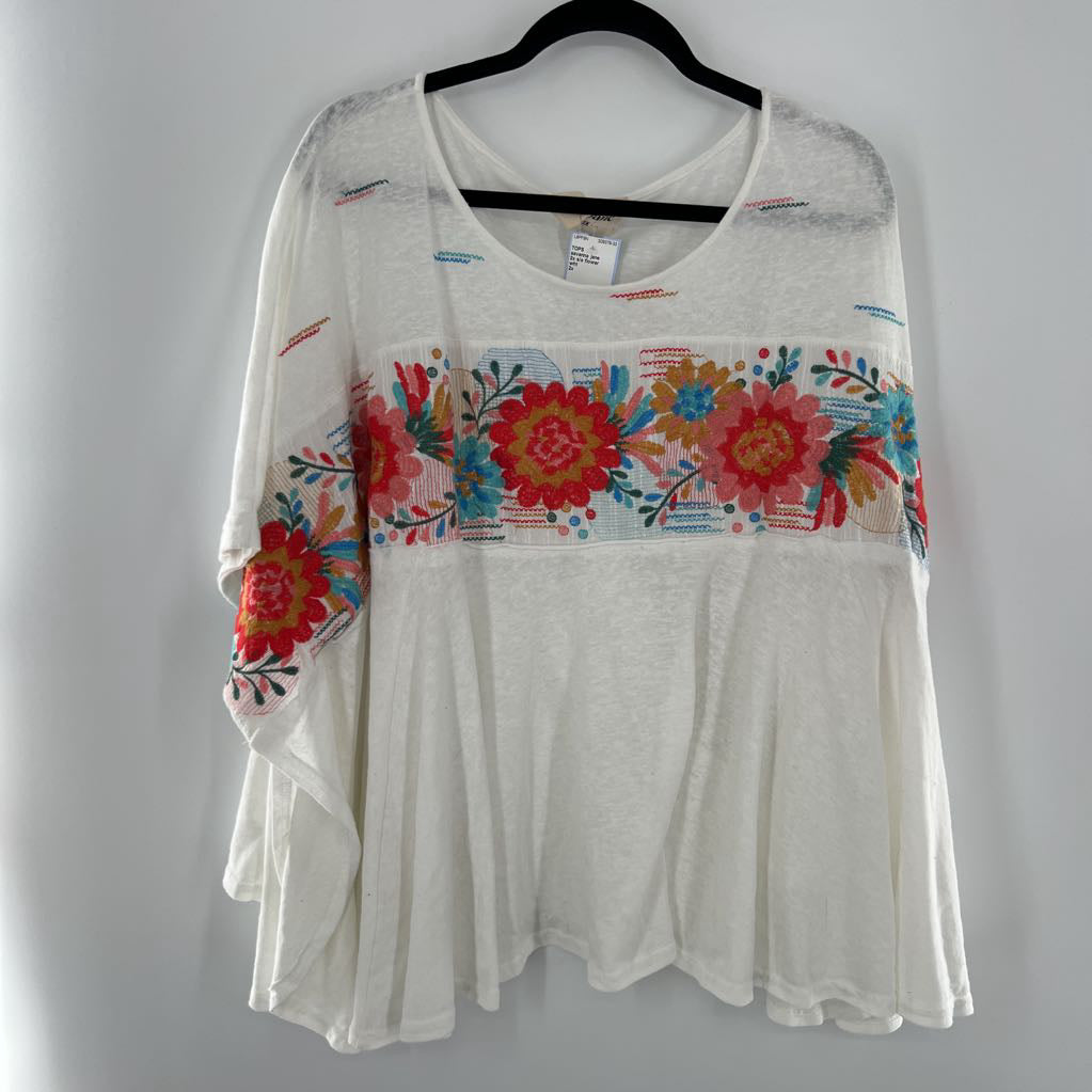 2x s/s flower embroidered top