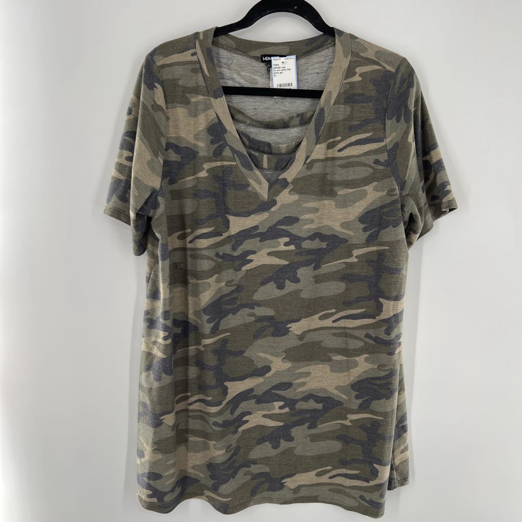 3x s/s camo top