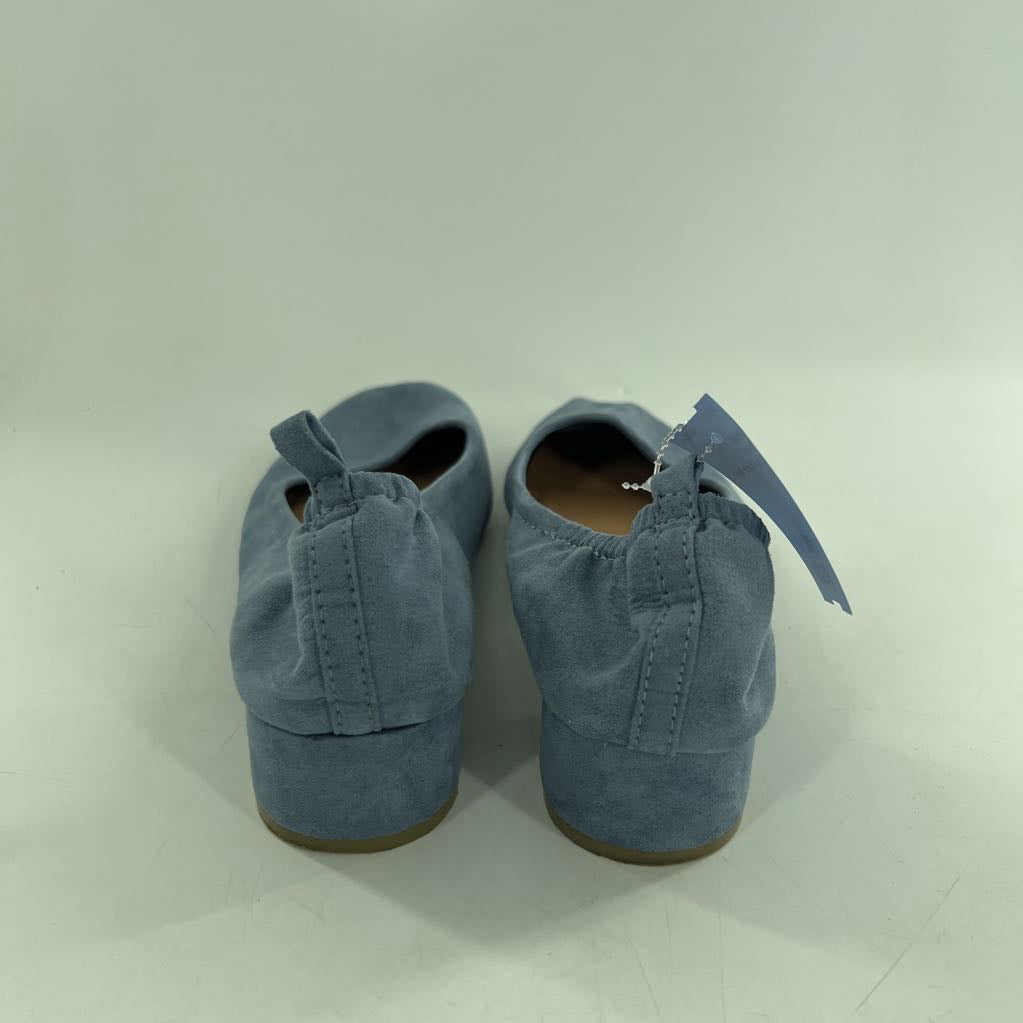 8 faux suede low heel slip-ons