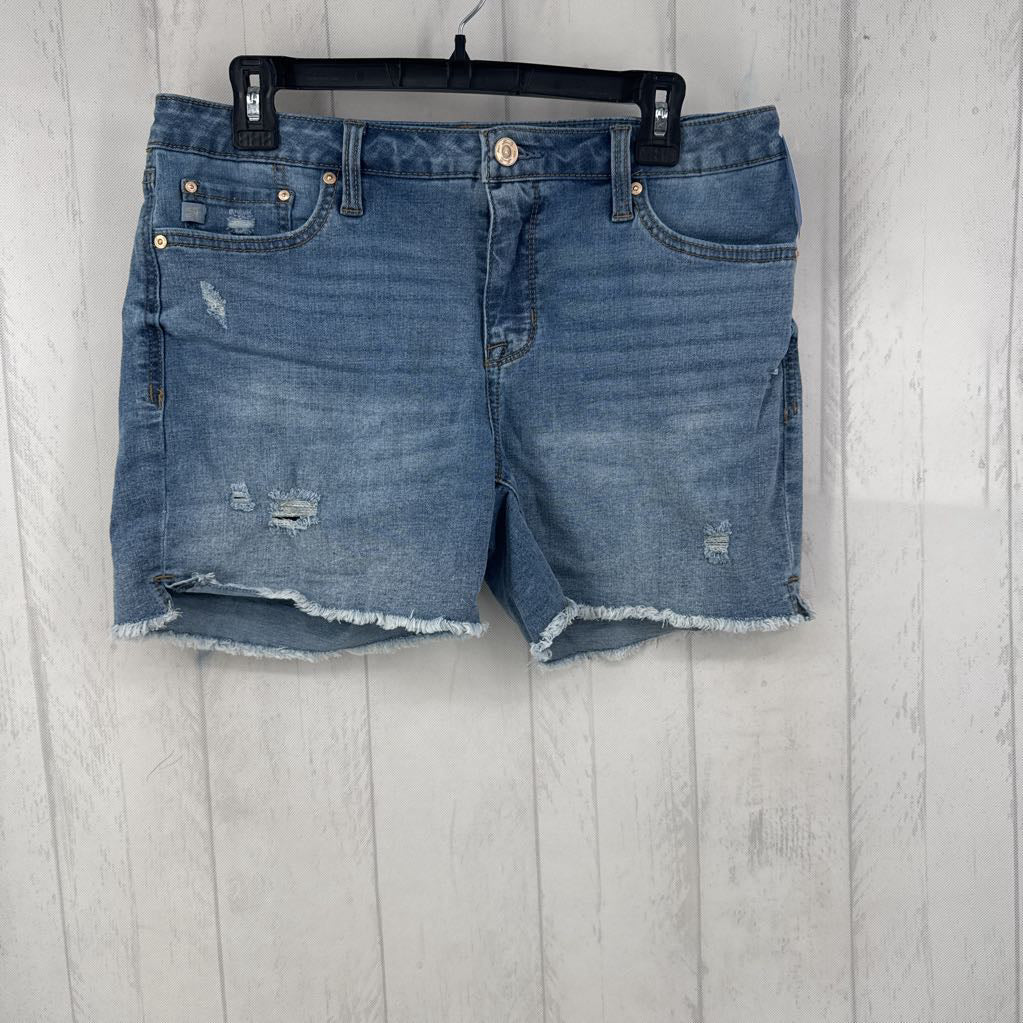 8 distressed shorts