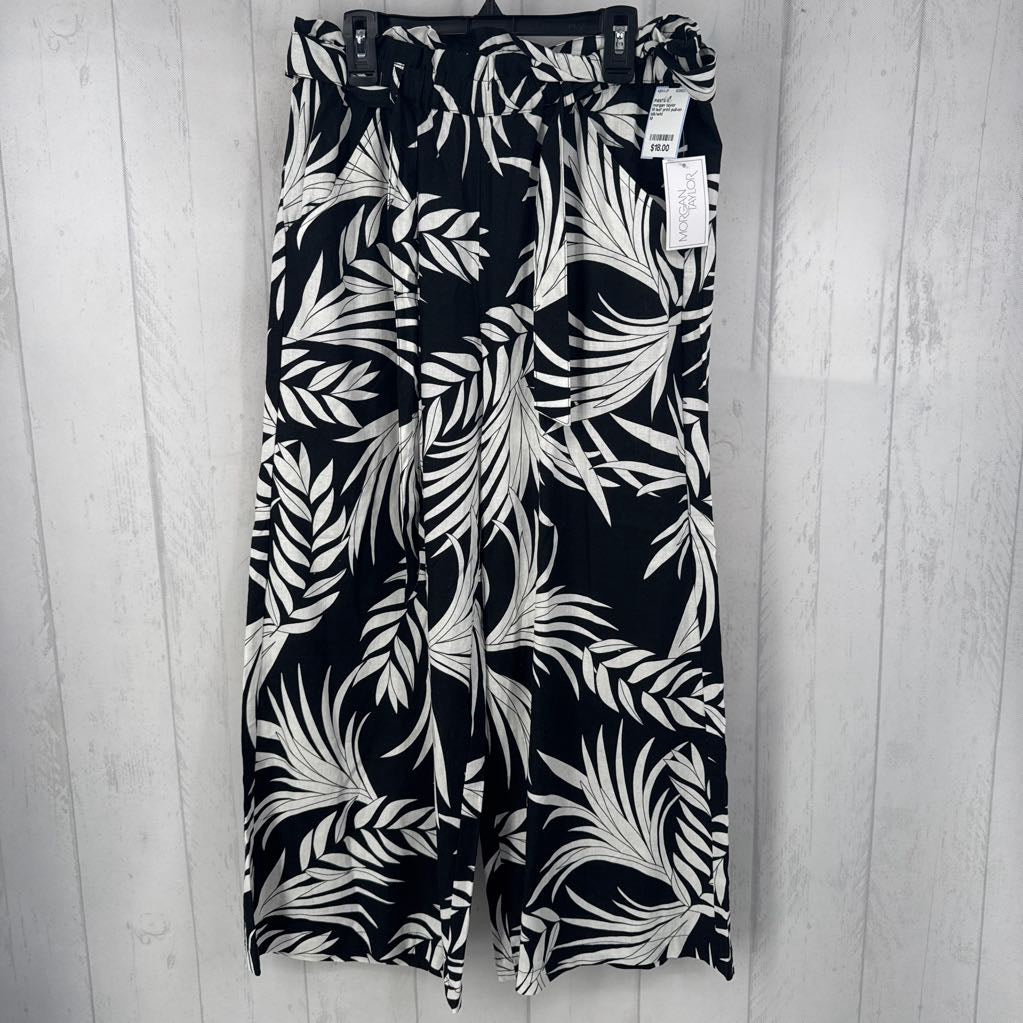 M leaf print pull-on pants
