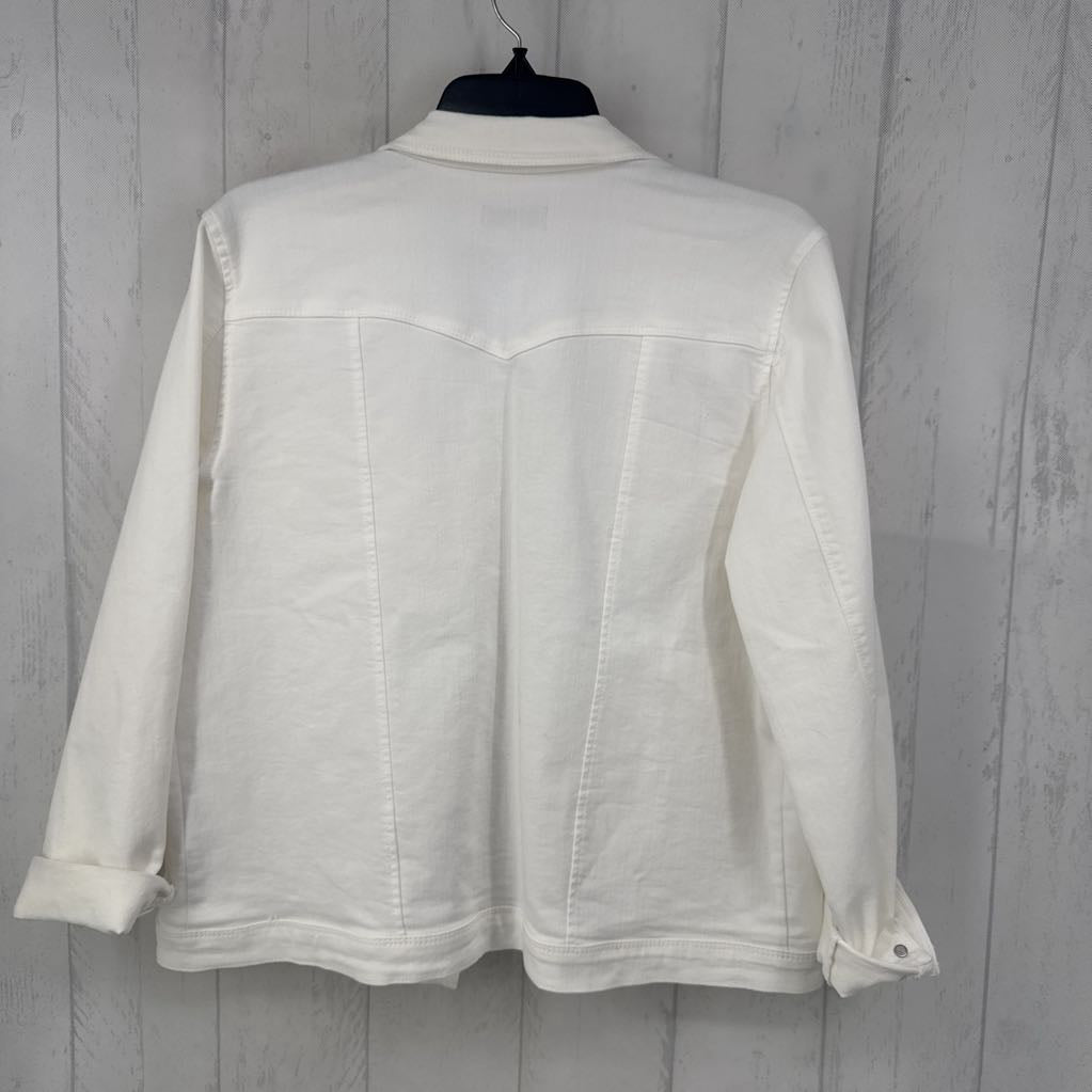 L button jean jacket