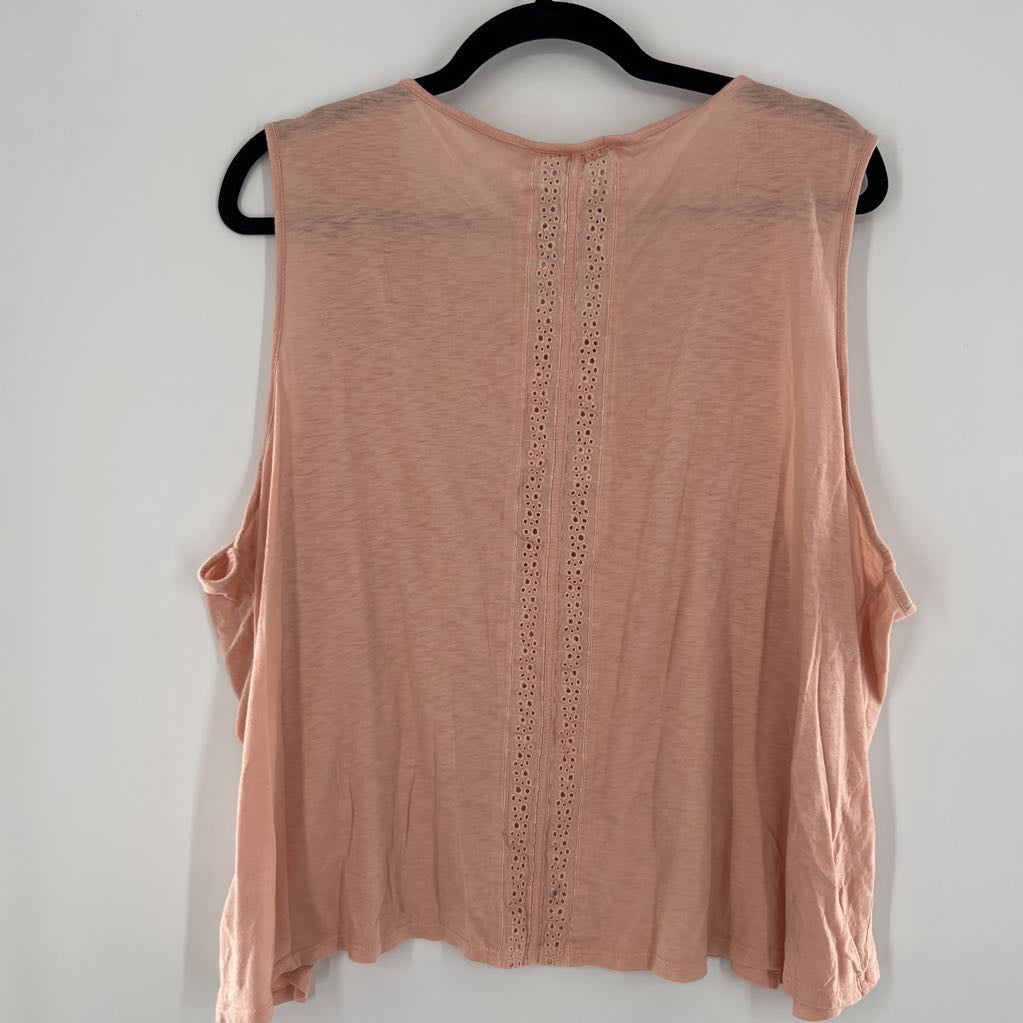 XXL pleated crop tank