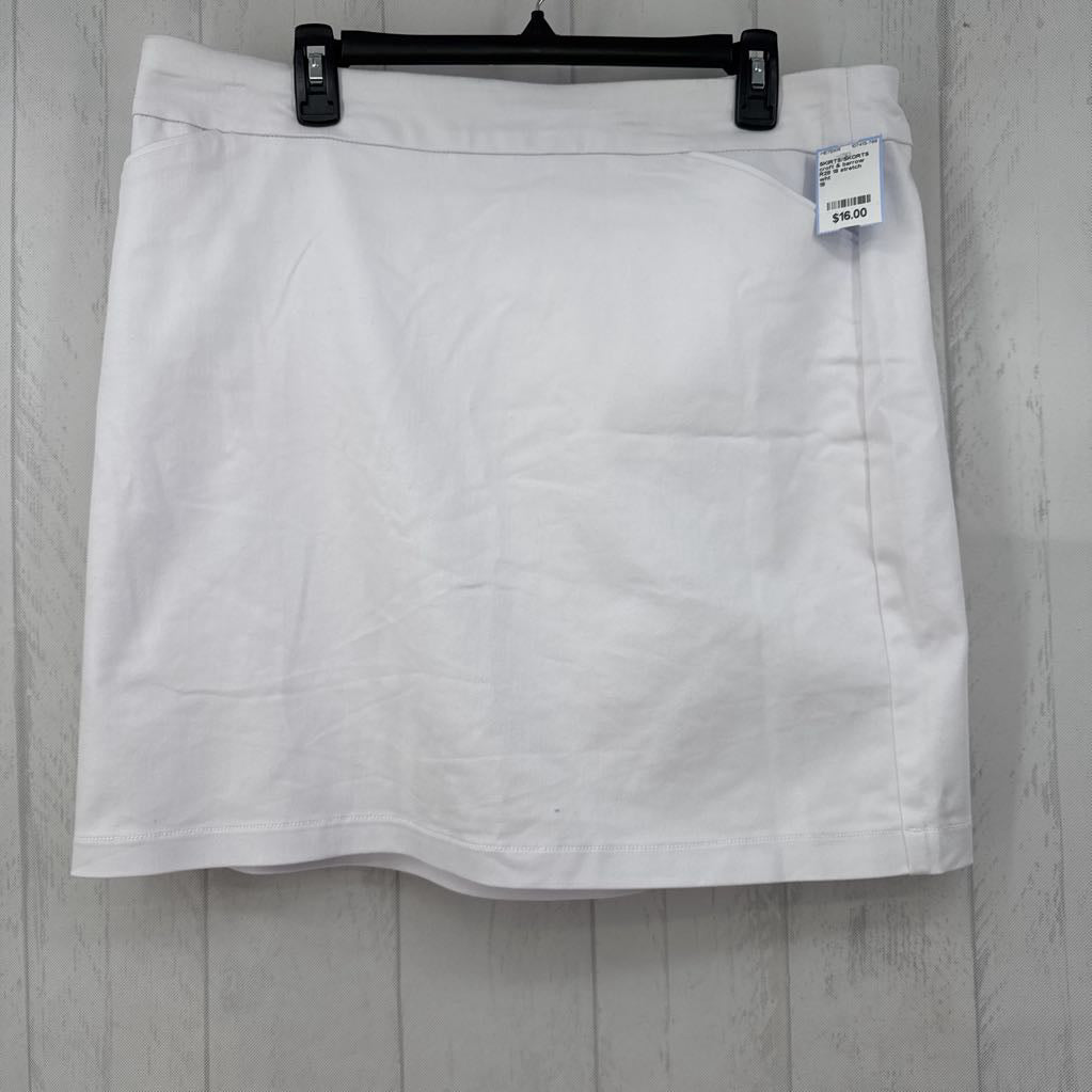 R28 18 stretch skort