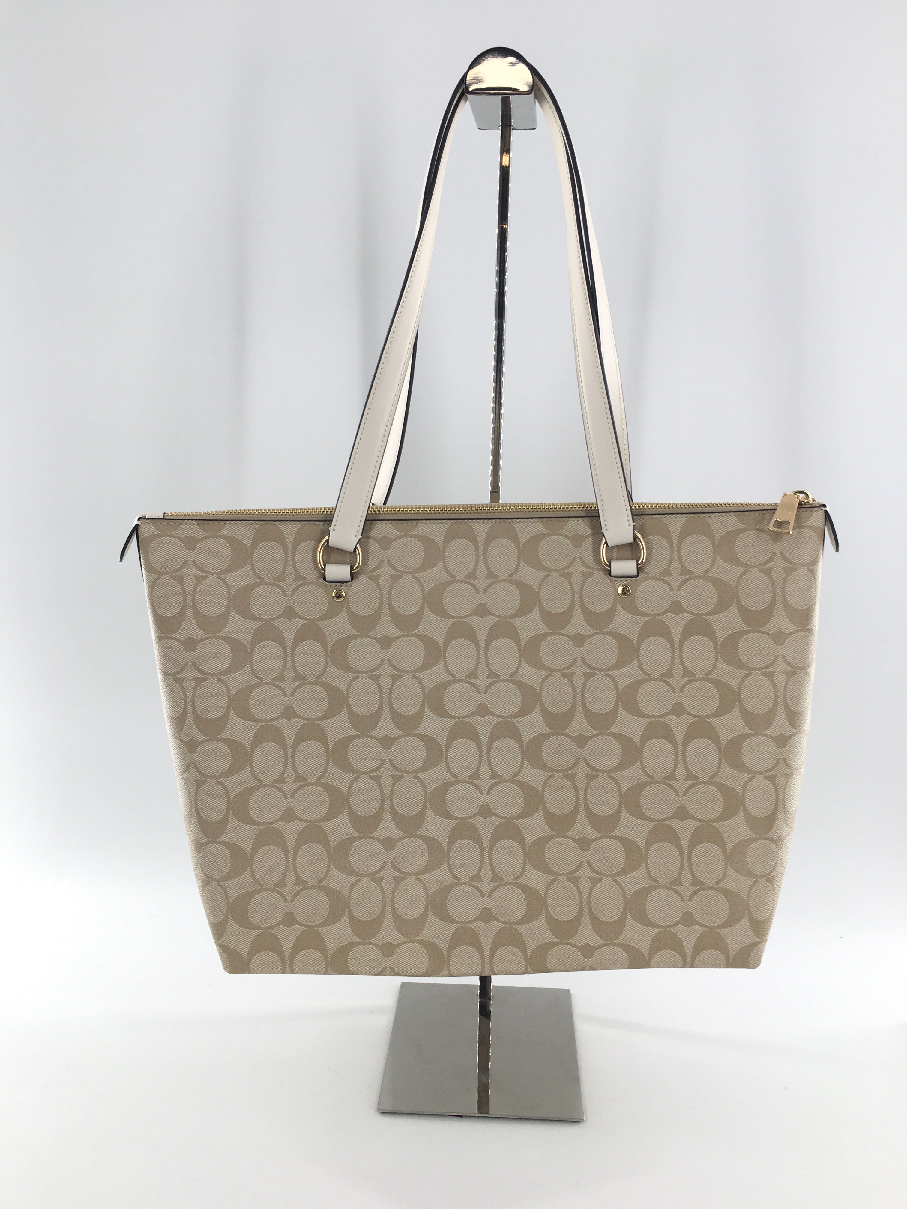 siganture top zip tote