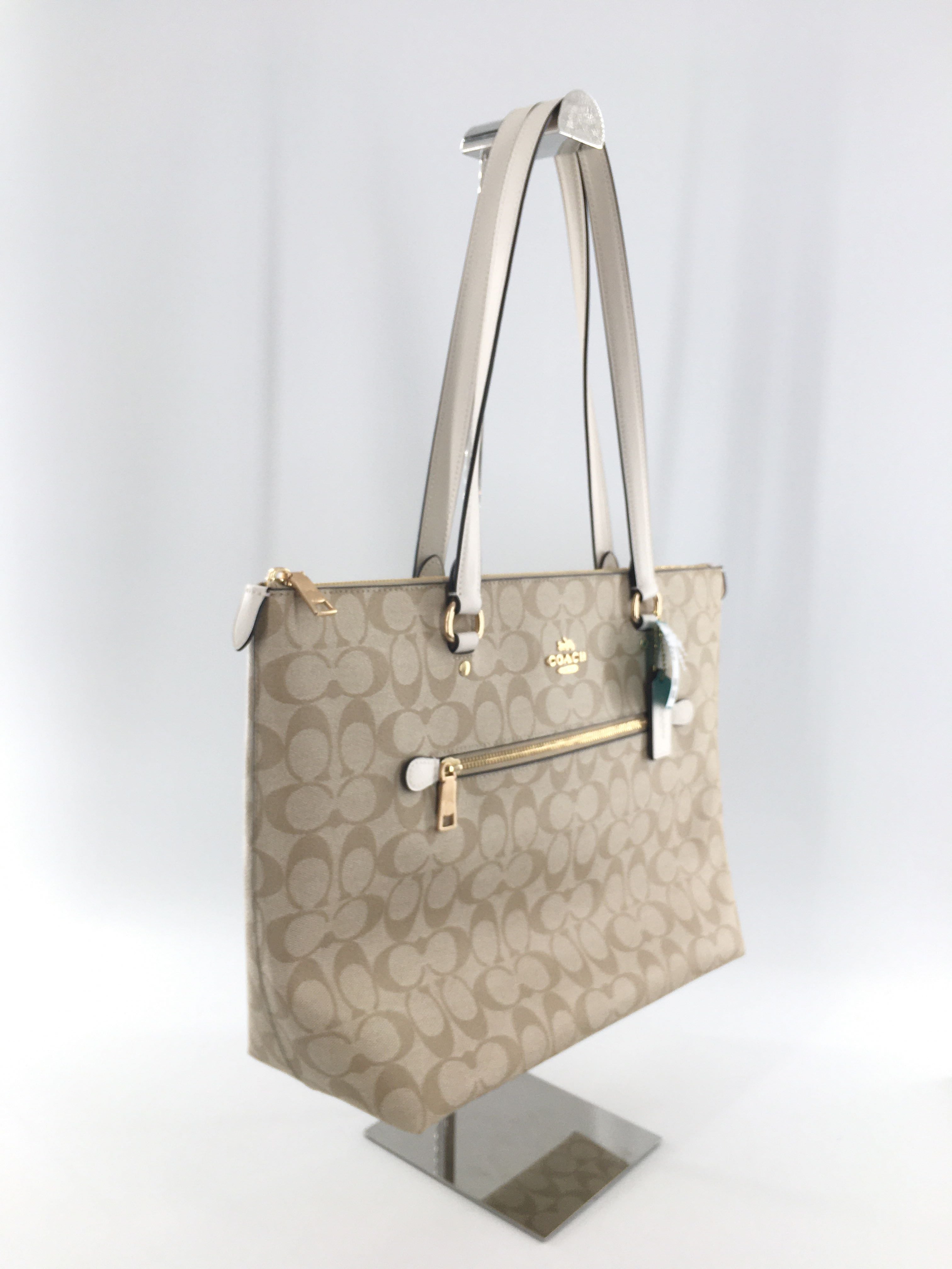 siganture top zip tote
