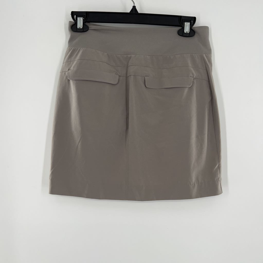 0 pull-on skort