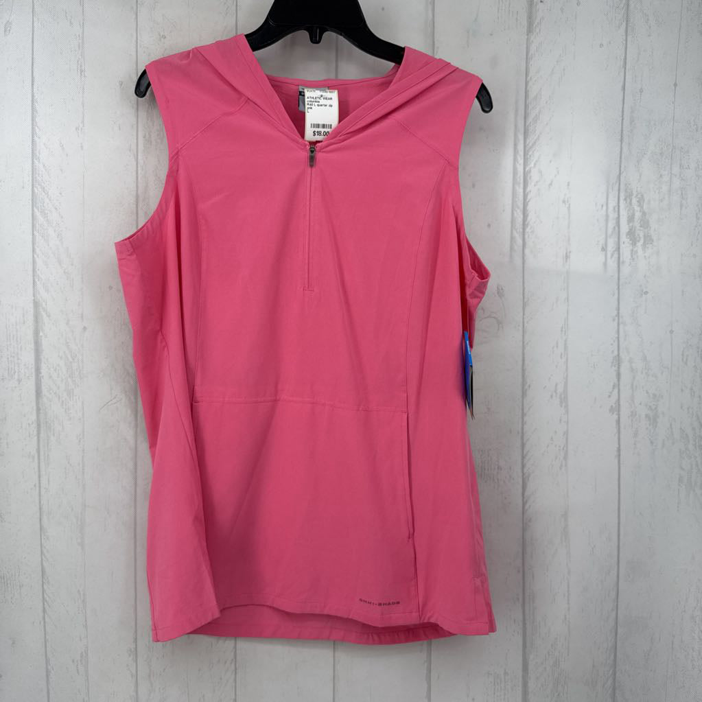 R40 L quarter zip hooded slvls top