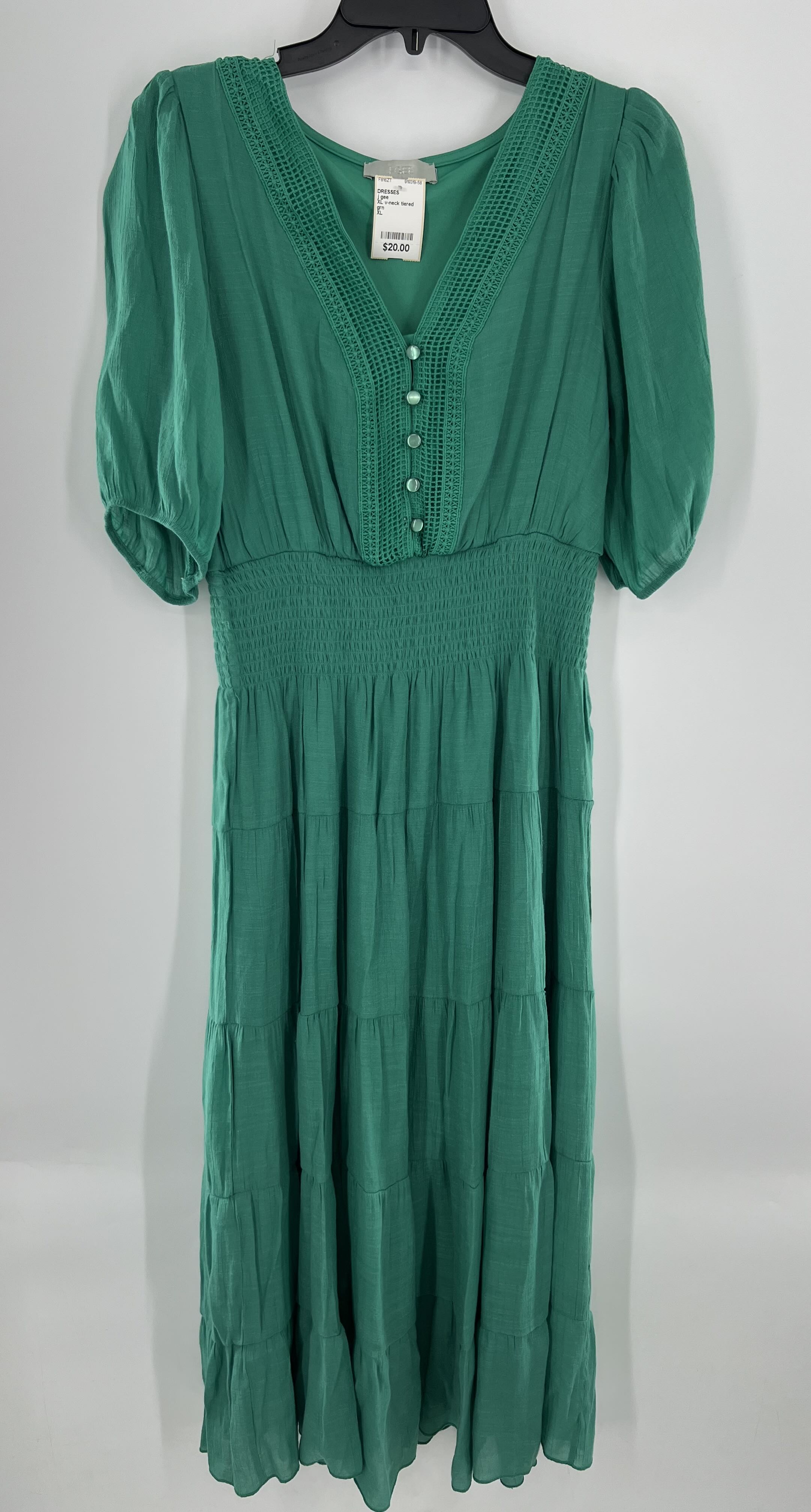 XL v-neck tiered s/s dress