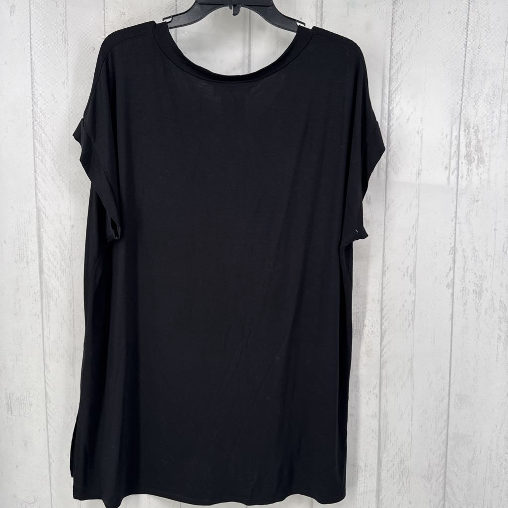 V-Neck T-Shirt w/ Split Hemline