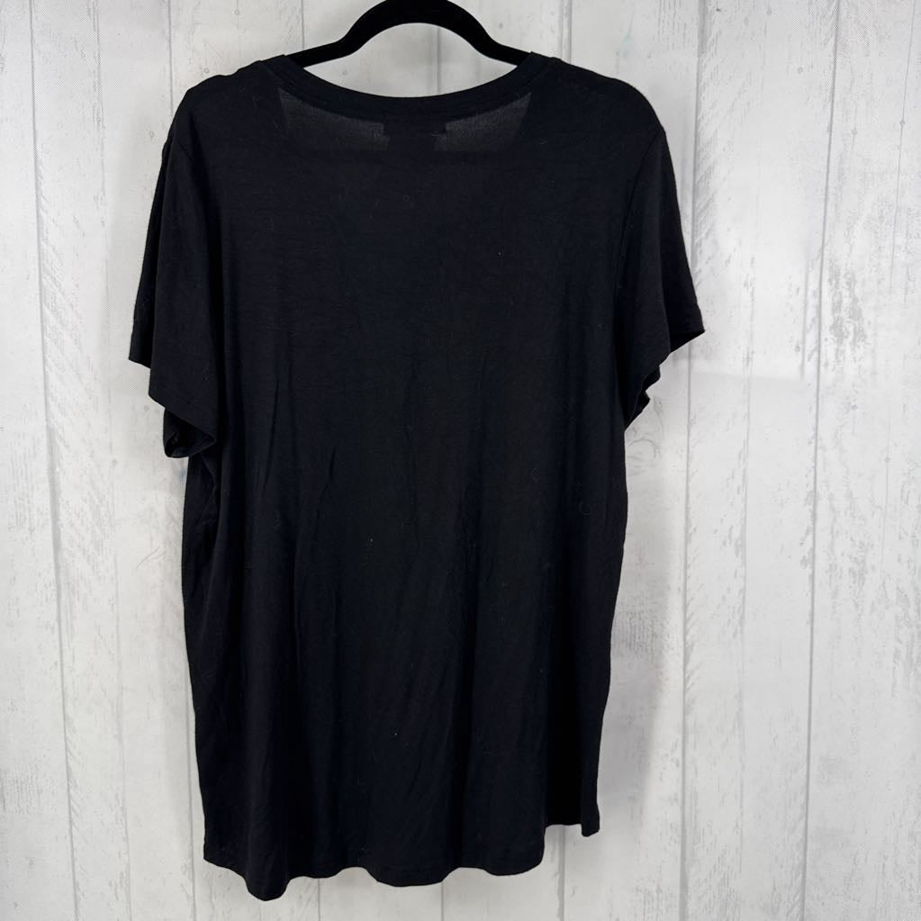 V-Neck T-shirt