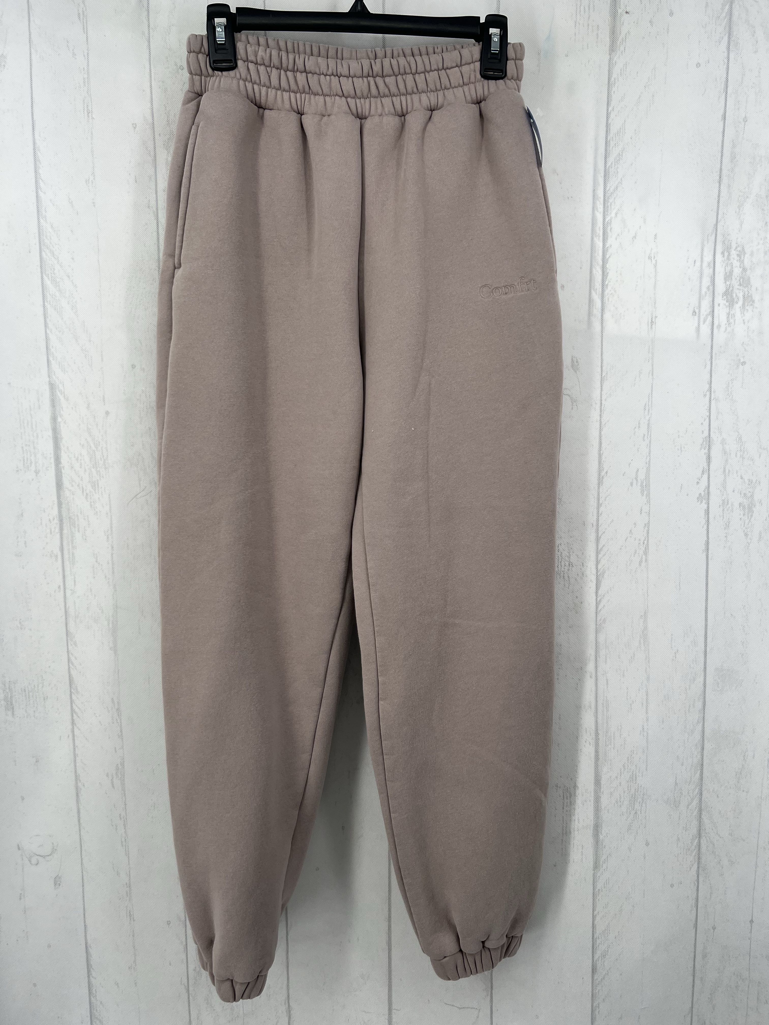R60 Minimalist Sweatpants w/ Embrioidered Logo