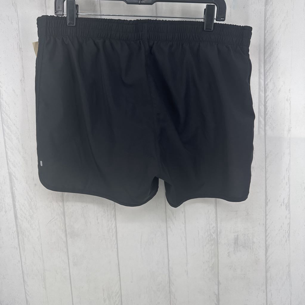 XL pull-on shorts