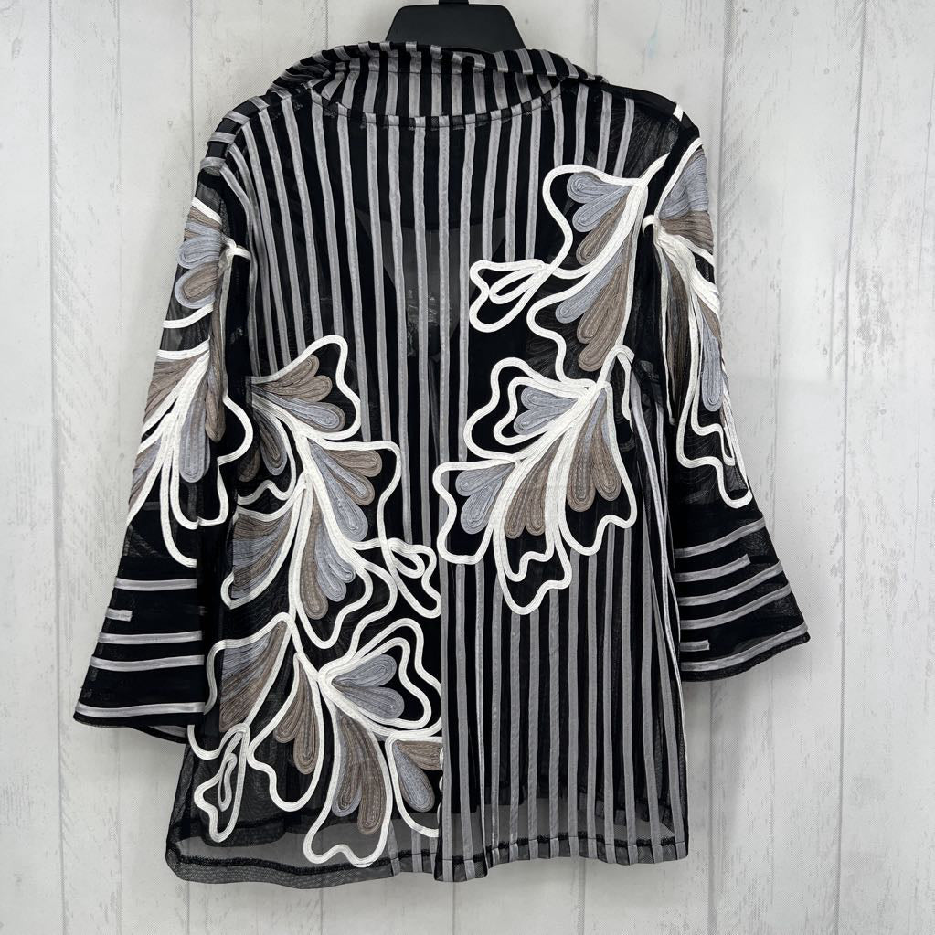 L embroidered mesh button down lflared 3/4 slv top