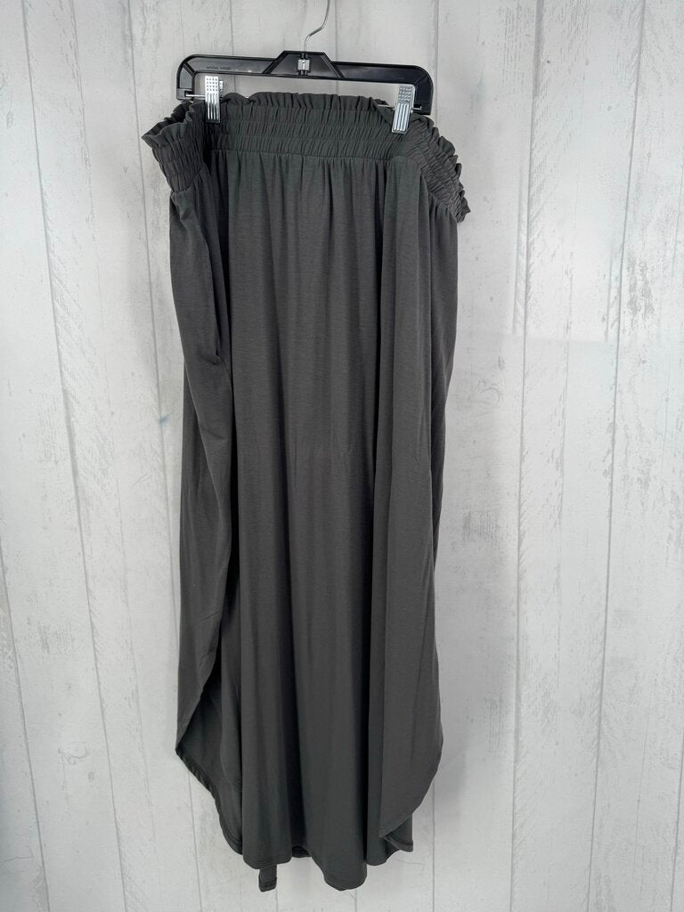 R40 3x pullon maxi skirt