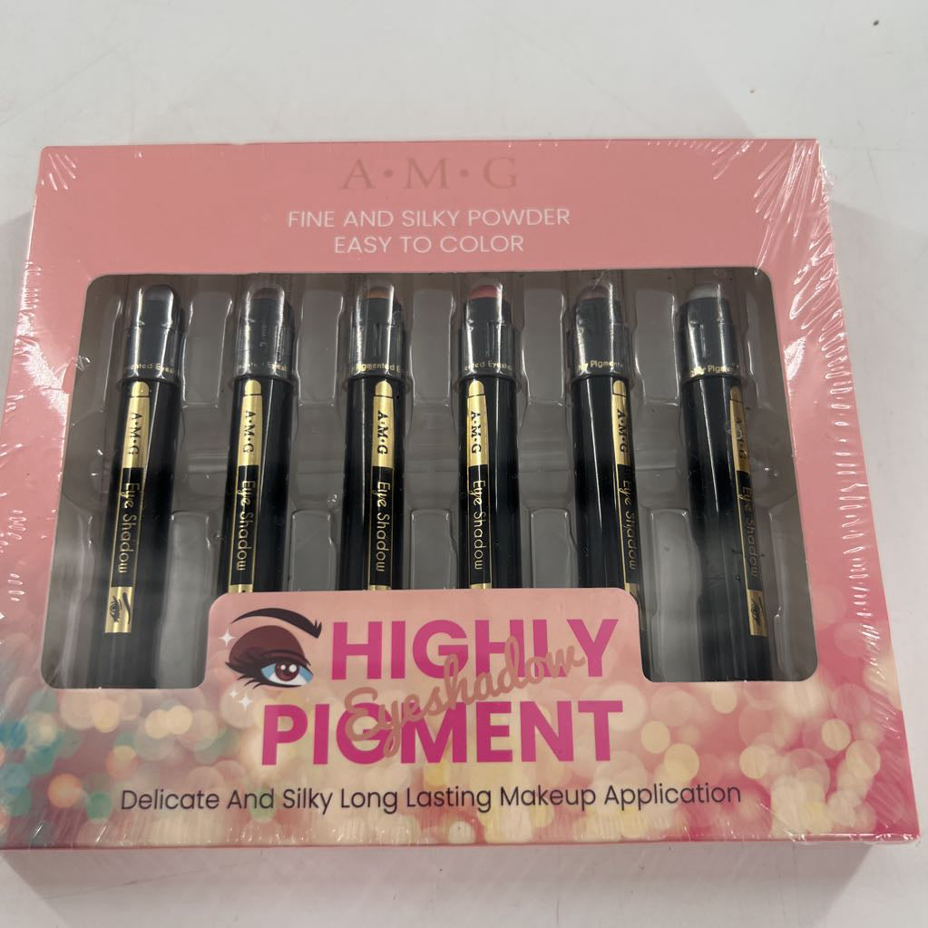 highly pigmented eyeshadow set