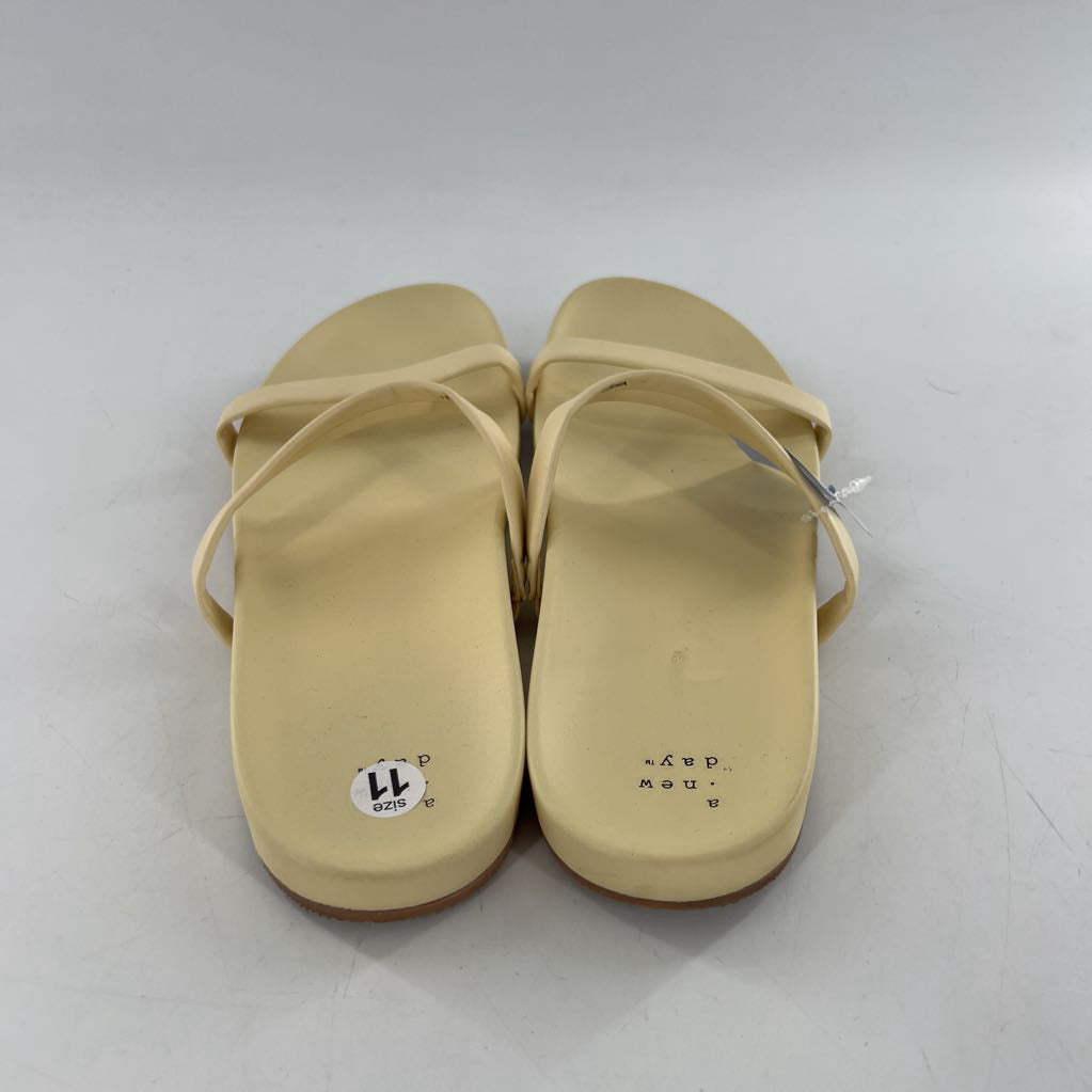 11 double strap sandal