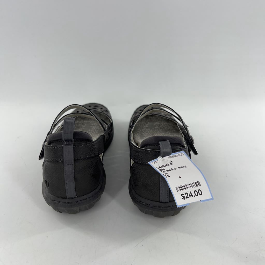 7.5 leather mary-jane sandal