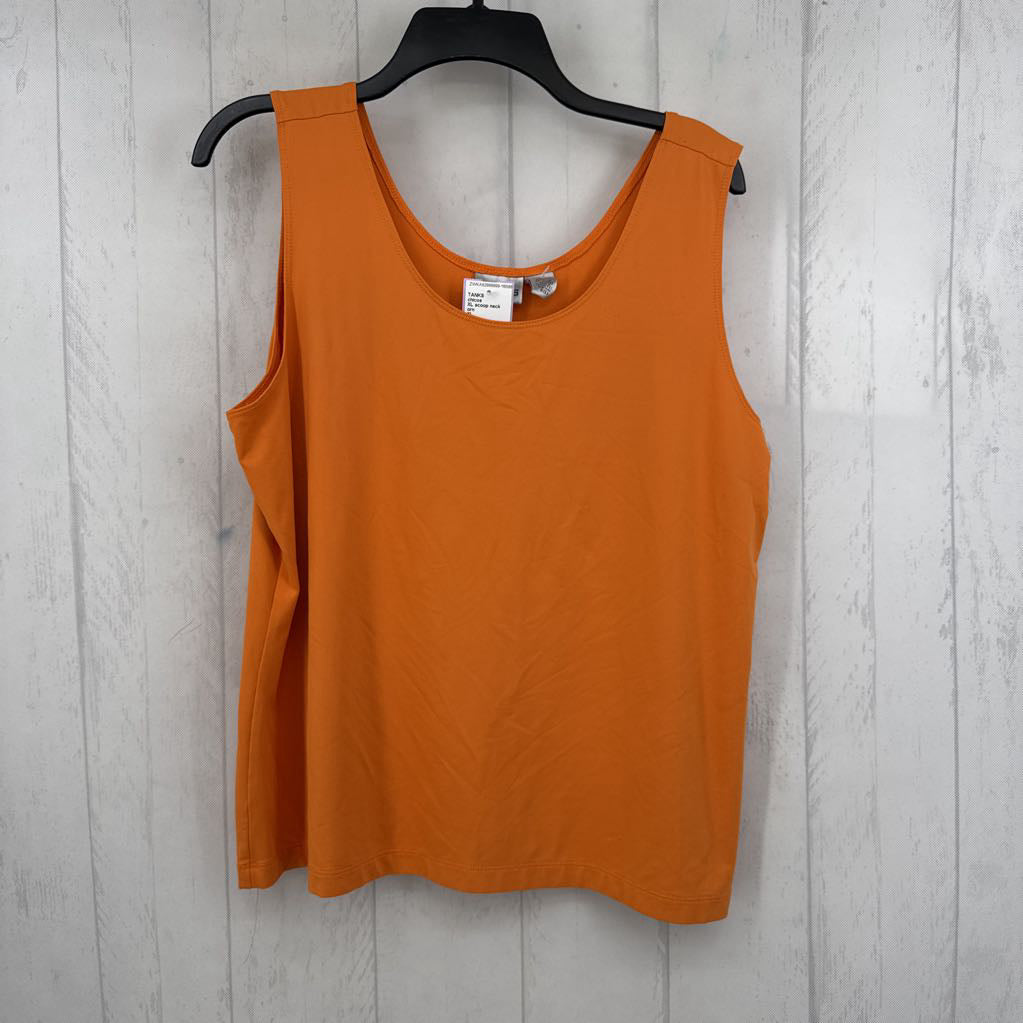 XL scoop neck basic tank