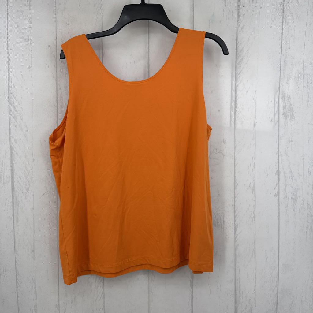XL scoop neck basic tank